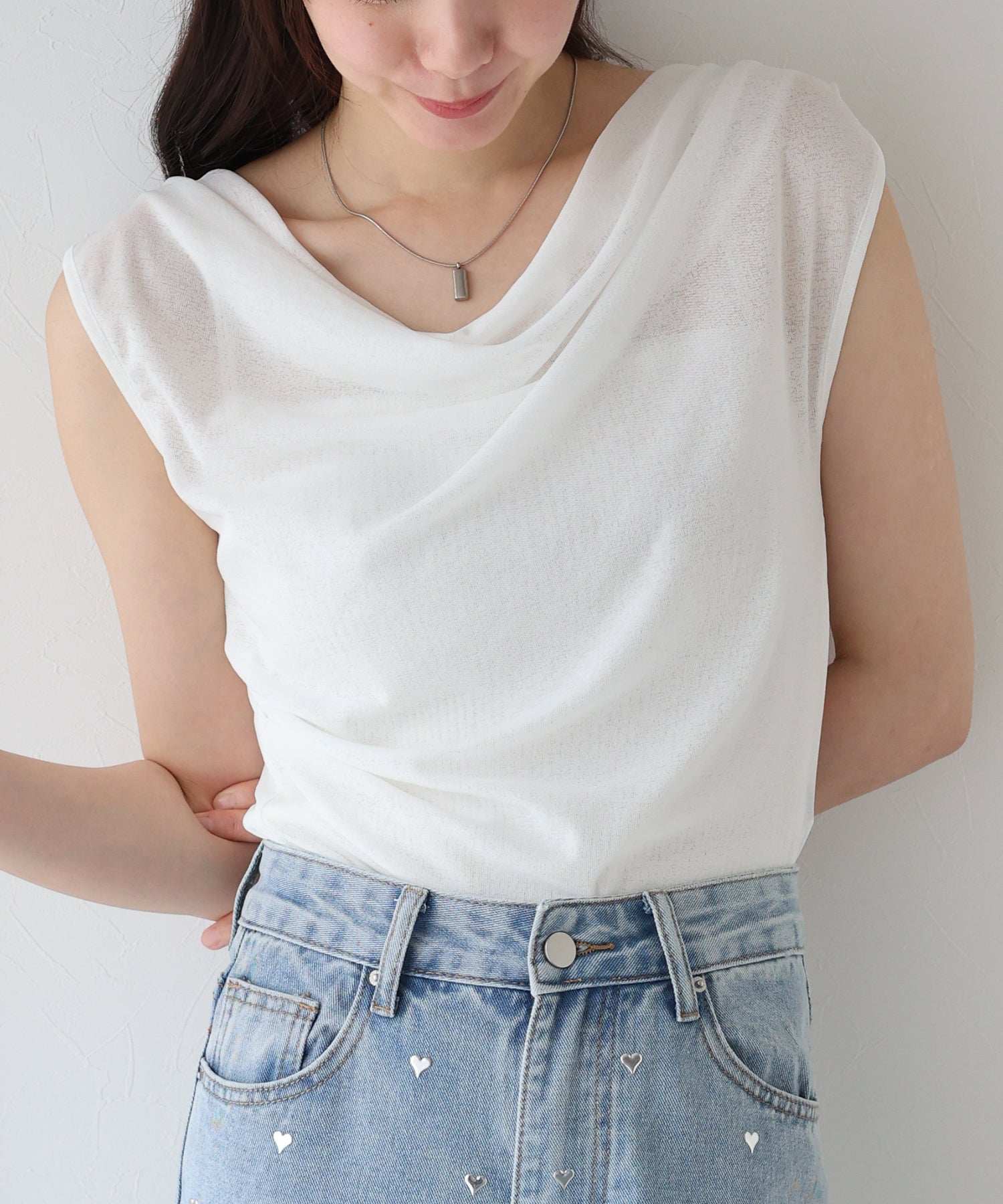ブルーイースト BLUEEAST ドレープネックフレンチシアーTシャツ （ブラック） ブラック