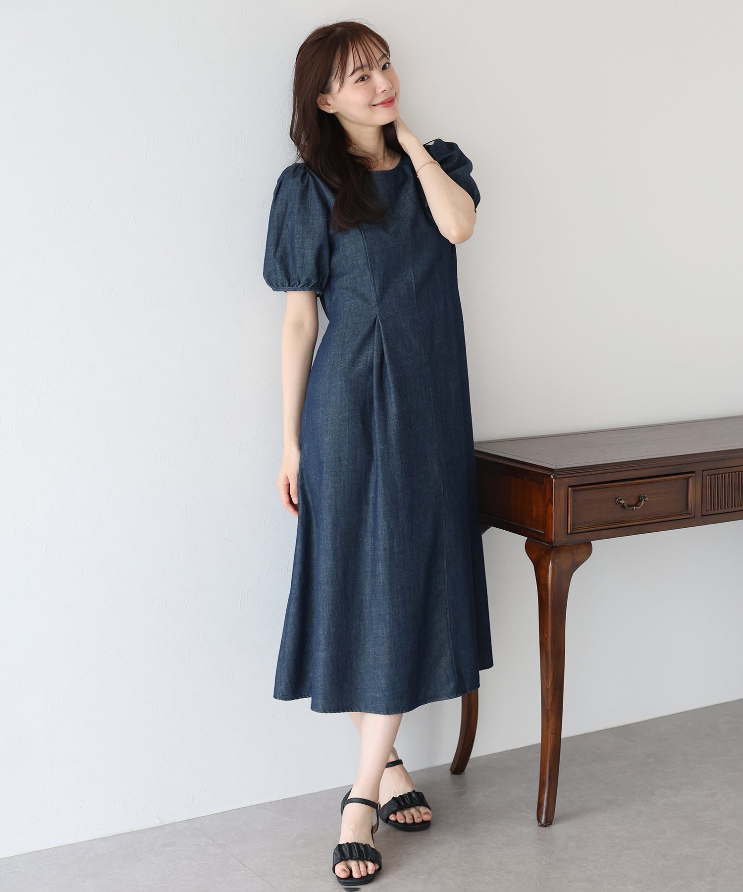 ブルーイースト BLUEEAST パフスリーブデニムワンピース （ネイビー） ネイビー
