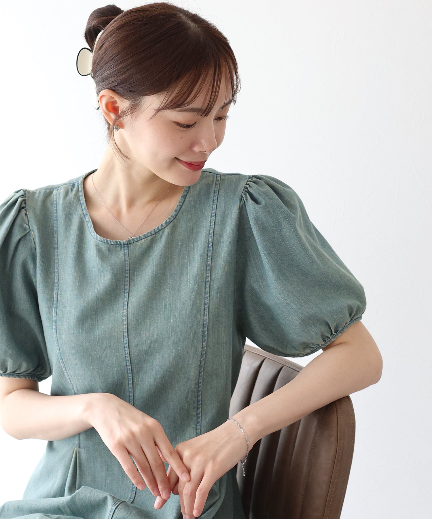 ブルーイースト BLUEEAST パフスリーブデニムワンピース （ネイビー） ネイビー