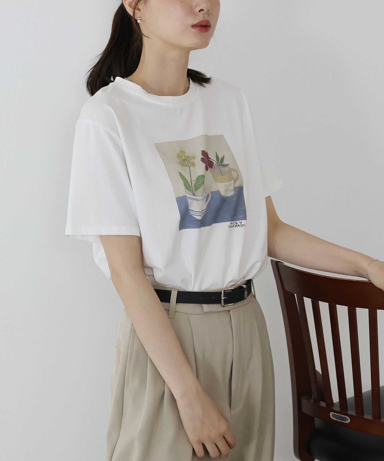 ブルーイースト BLUEEAST フラワーPhotoTシャツ （チャコールグレー） チャコールグレー