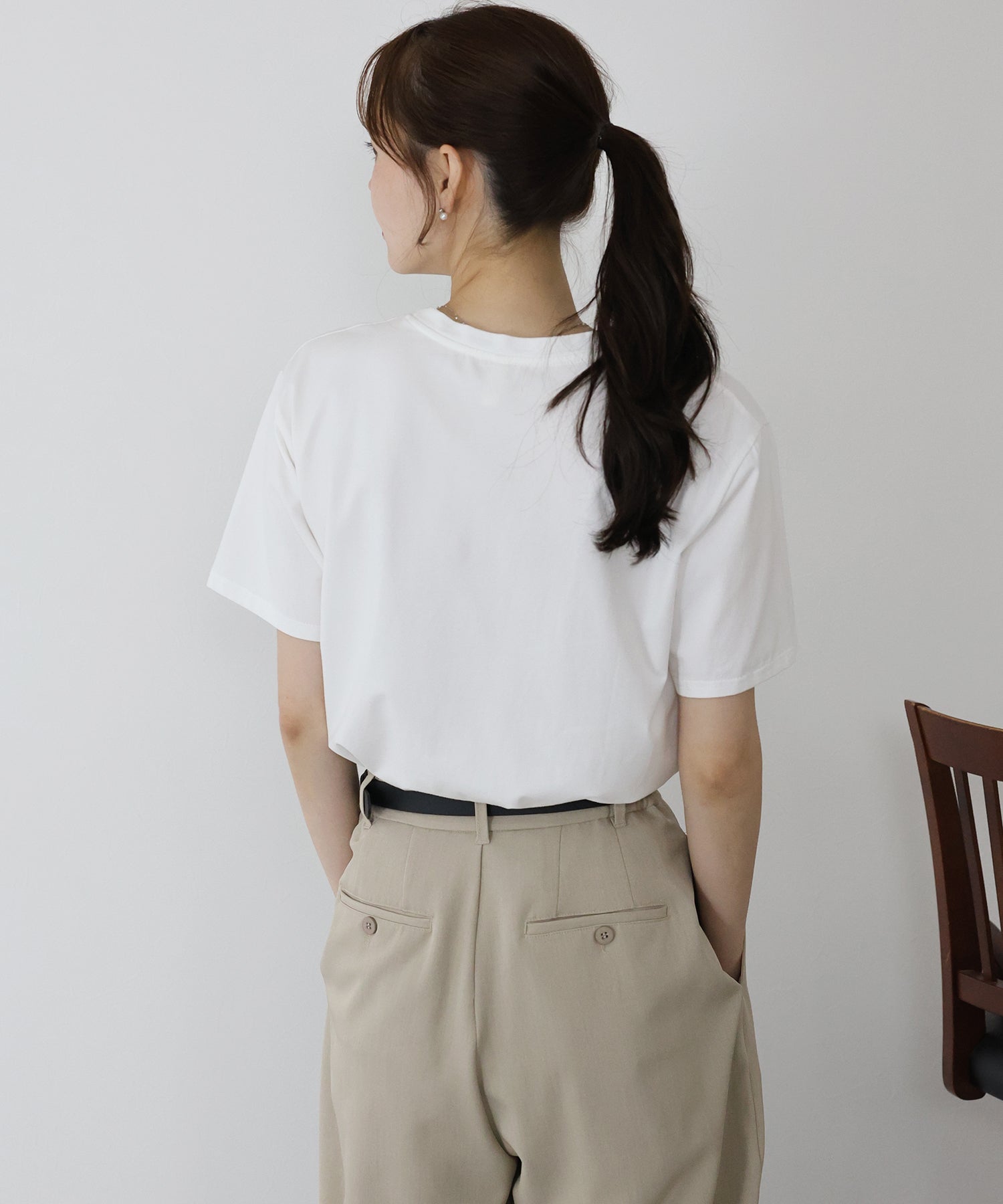 ブルーイースト BLUEEAST フラワーPhotoTシャツ （チャコールグレー） チャコールグレー
