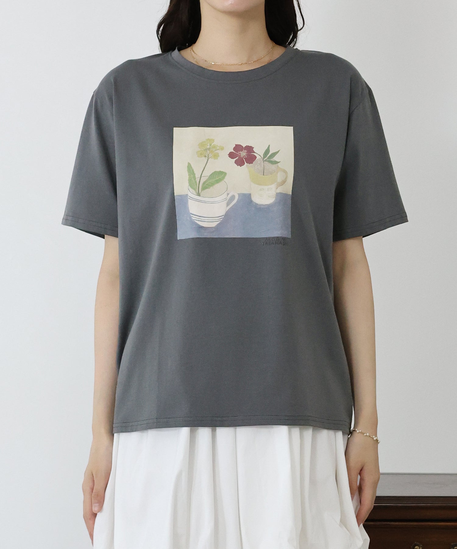 ブルーイースト BLUEEAST フラワーPhotoTシャツ （チャコールグレー） チャコールグレー