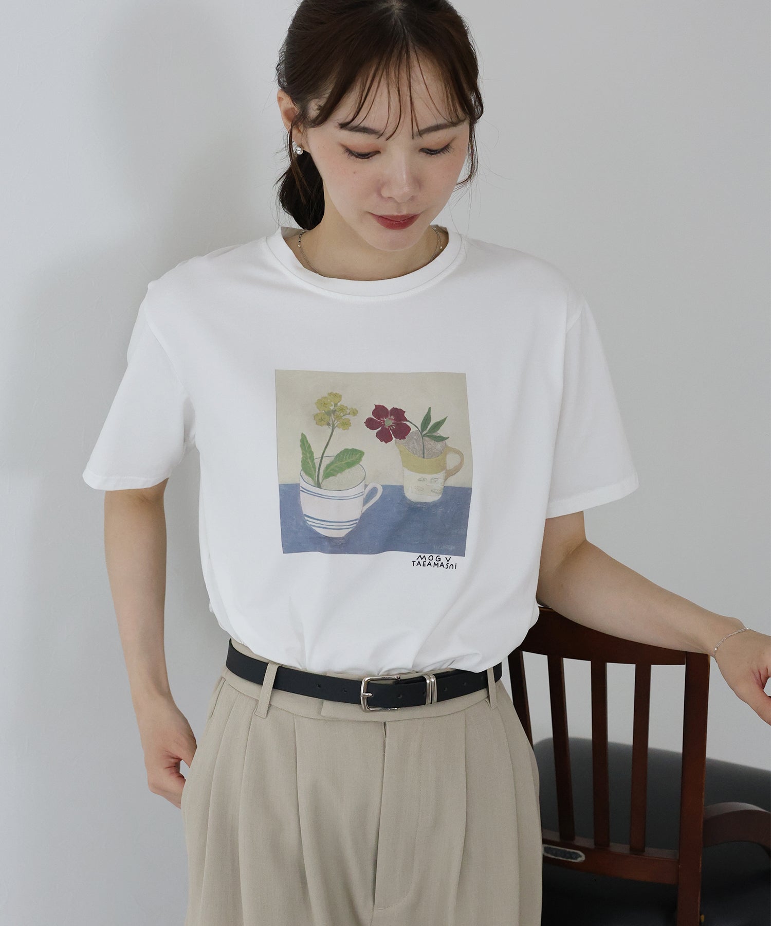 ブルーイースト BLUEEAST フラワーPhotoTシャツ （ホワイト） ホワイト