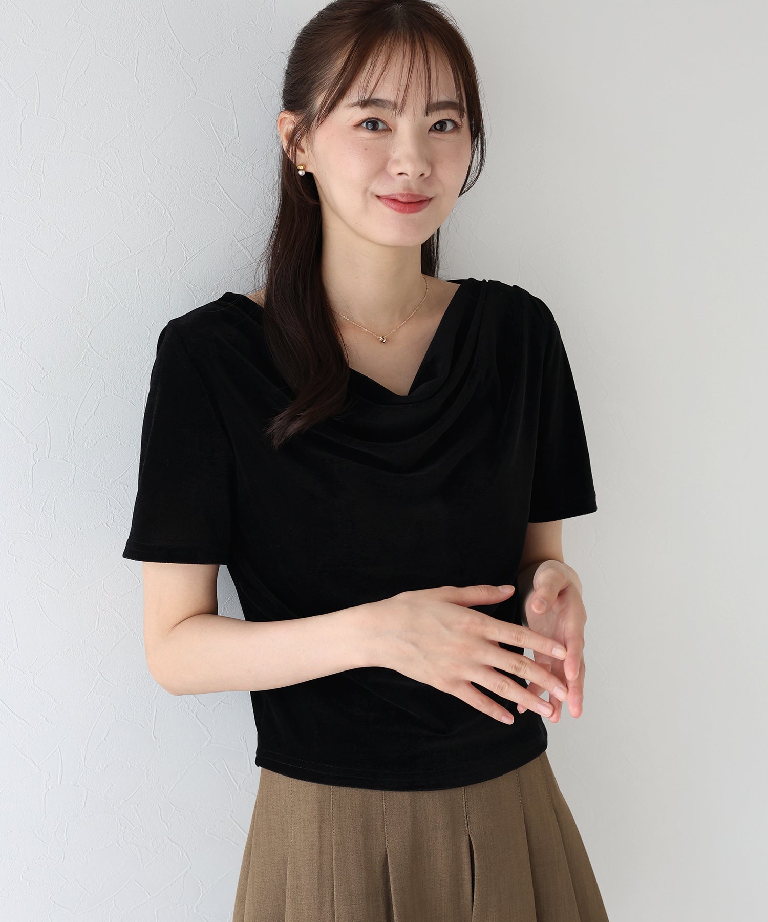 ブルーイースト BLUEEAST シアーベロアドレープTシャツ （ブラック） ブラック