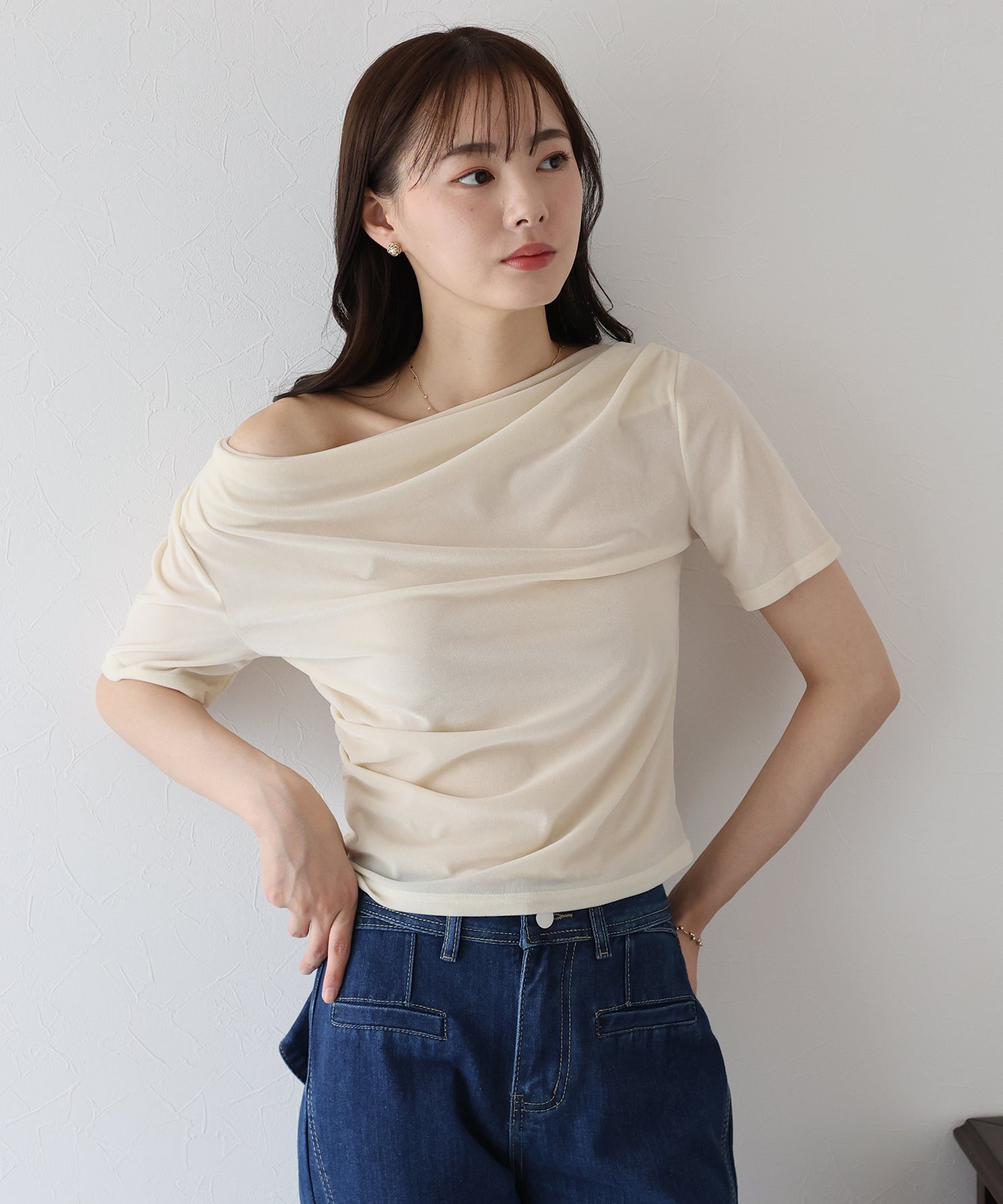 ブルーイースト BLUEEAST シアーベロアドレープTシャツ （ブラック） ブラック