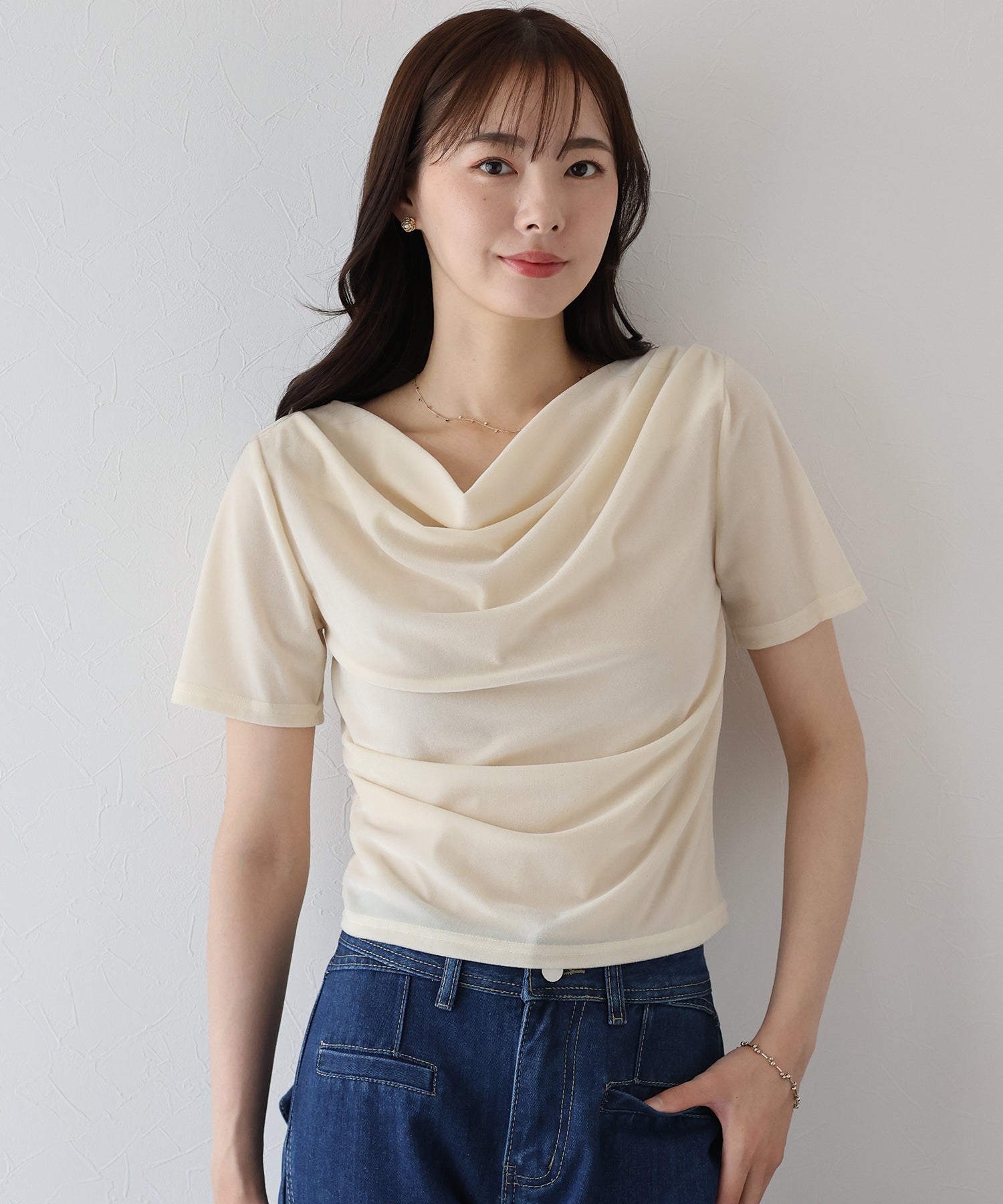 ブルーイースト BLUEEAST シアーベロアドレープTシャツ （アイボリー） アイボリー
