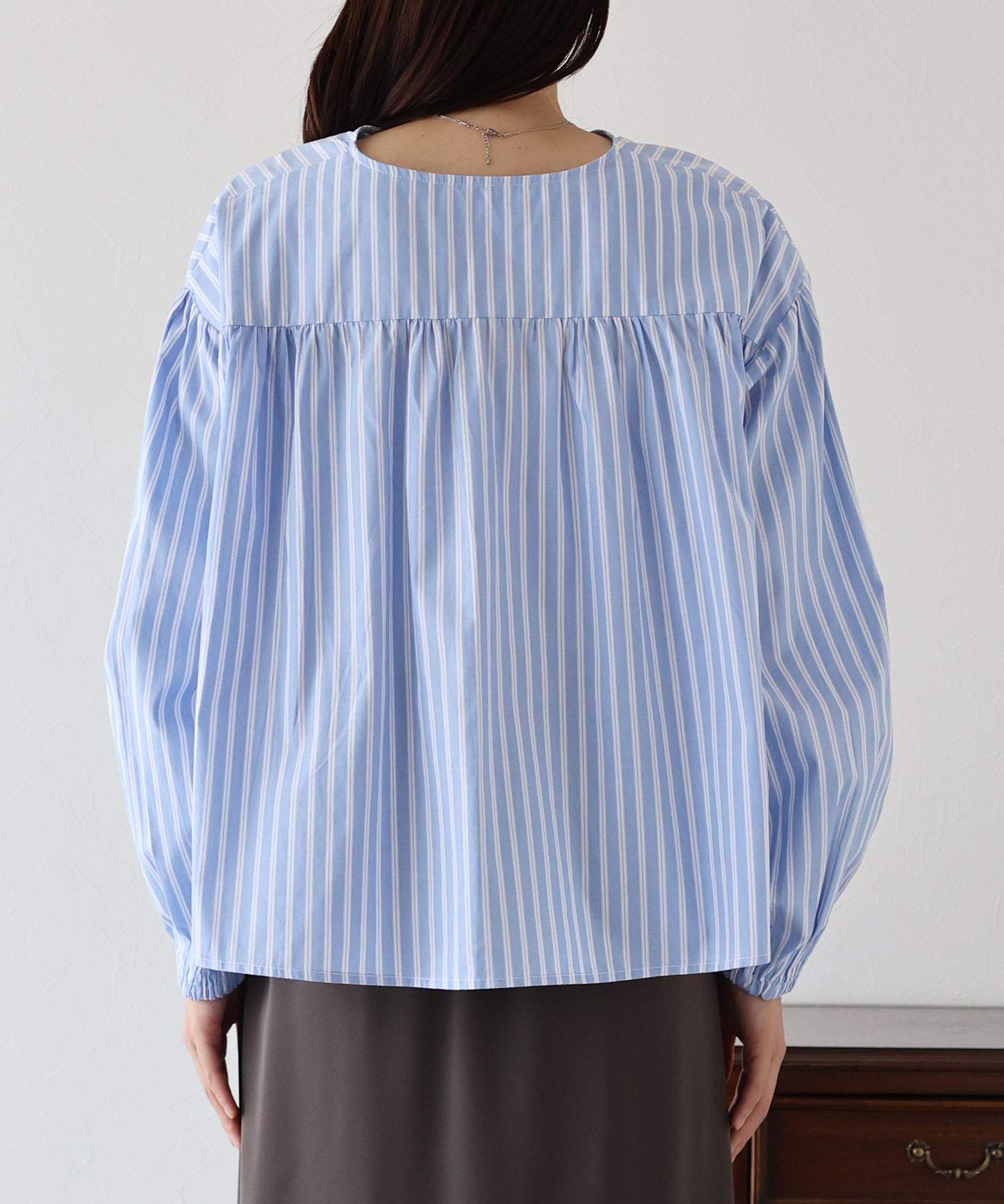 ブルーイースト BLUEEAST ストライプリボンブラウス （ブルー） ブルー