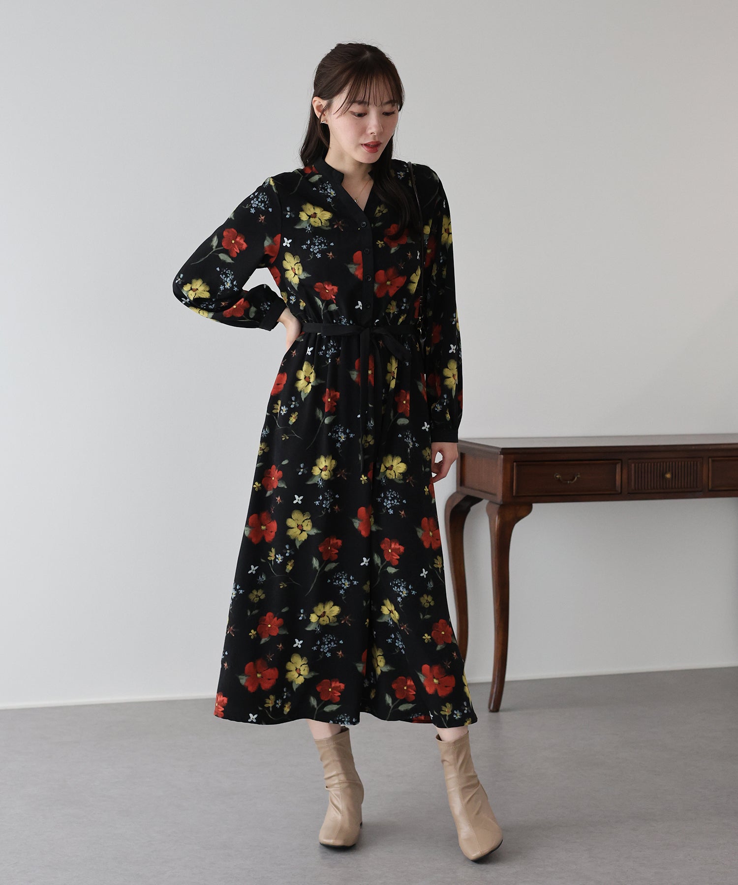 ブルーイースト BLUEEAST リボンフロッキーワンピース （ブラック系） ブラック系