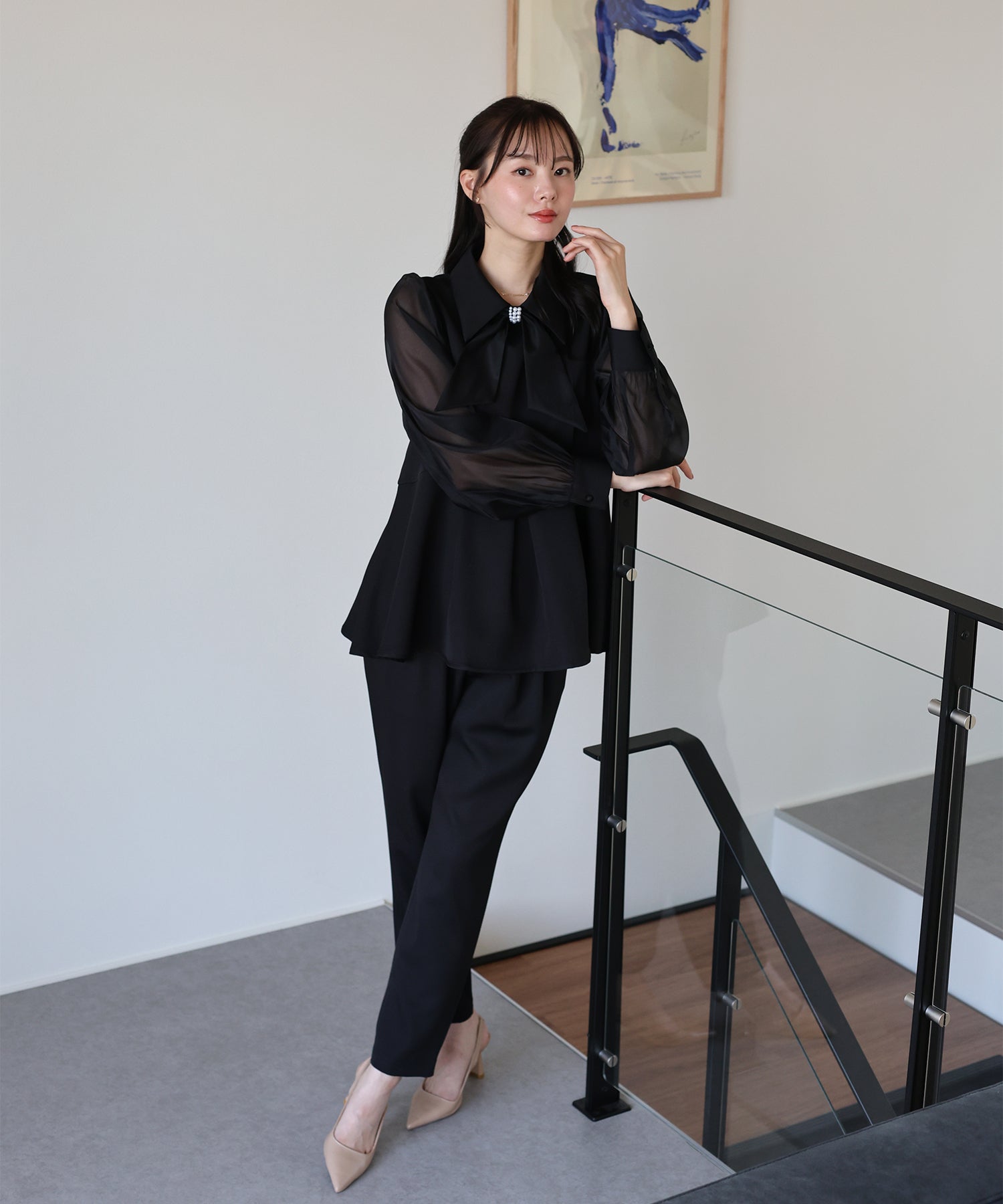 ブルーイースト BLUEEAST パールモチーフペプラムブラウス＆パンツセット 卒業式 入学式 結婚式 成人式 二次会 同窓会 セレモニー （ブラック） ブラック
