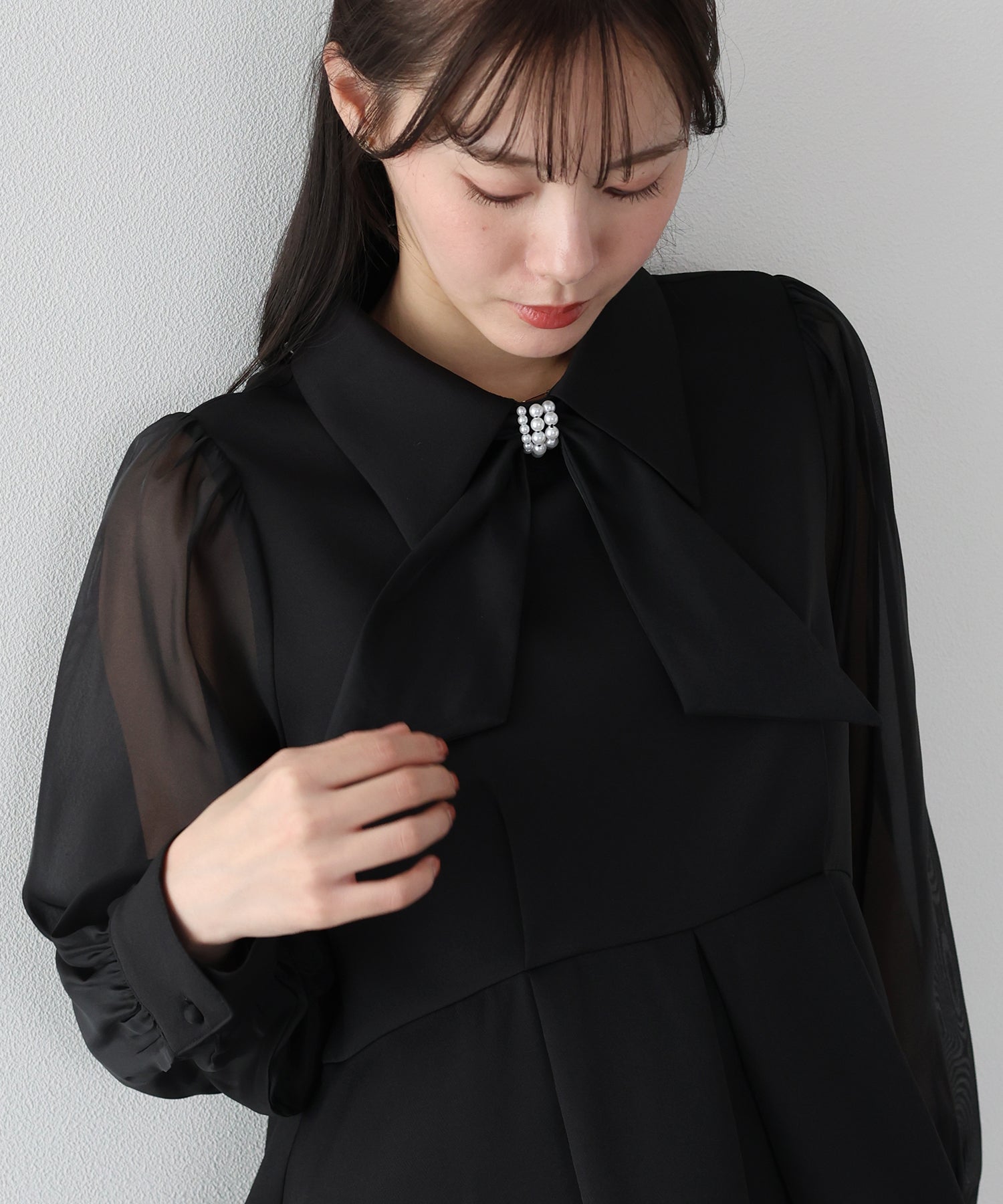 ブルーイースト BLUEEAST パールモチーフペプラムブラウス＆パンツセット 卒業式 入学式 結婚式 成人式 二次会 同窓会 セレモニー （ブラック） ブラック