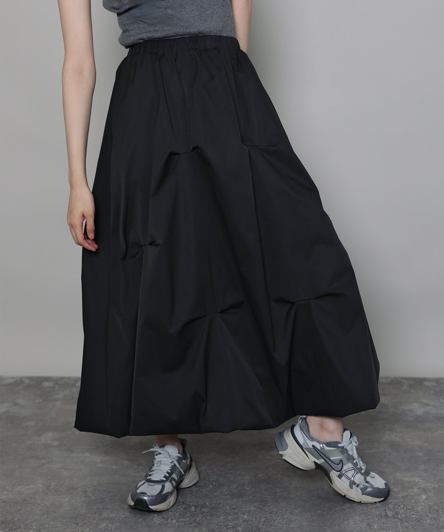 ジェーバイブルー J by blue ランダムタックバルーンスカート （ブラック） ブラック