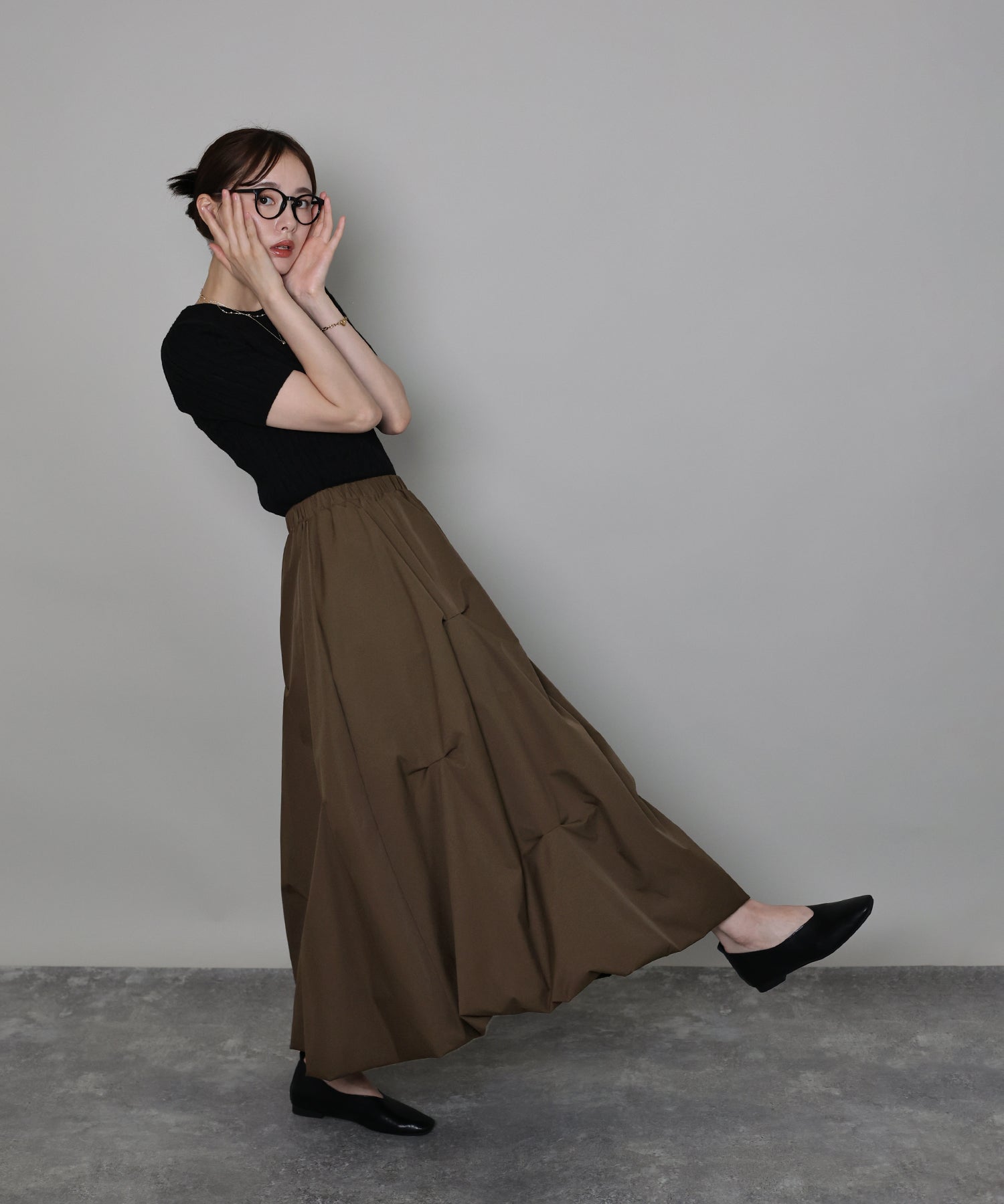 ジェーバイブルー J by blue ランダムタックバルーンスカート （ブラック） ブラック