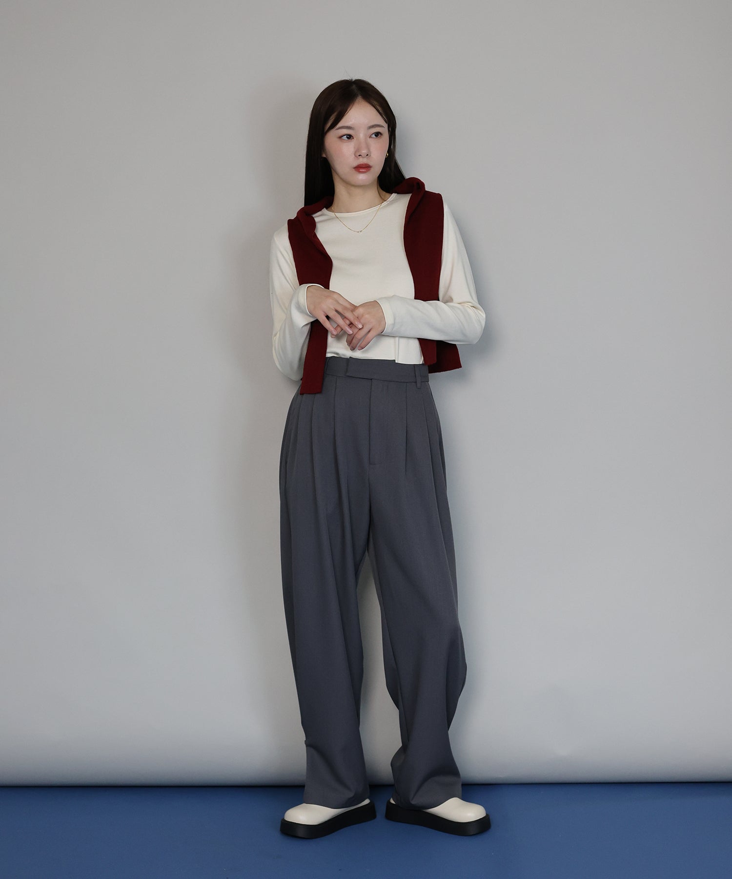 ジェーバイブルー J by blue クルーネックTシャツ （アイボリー） アイボリー