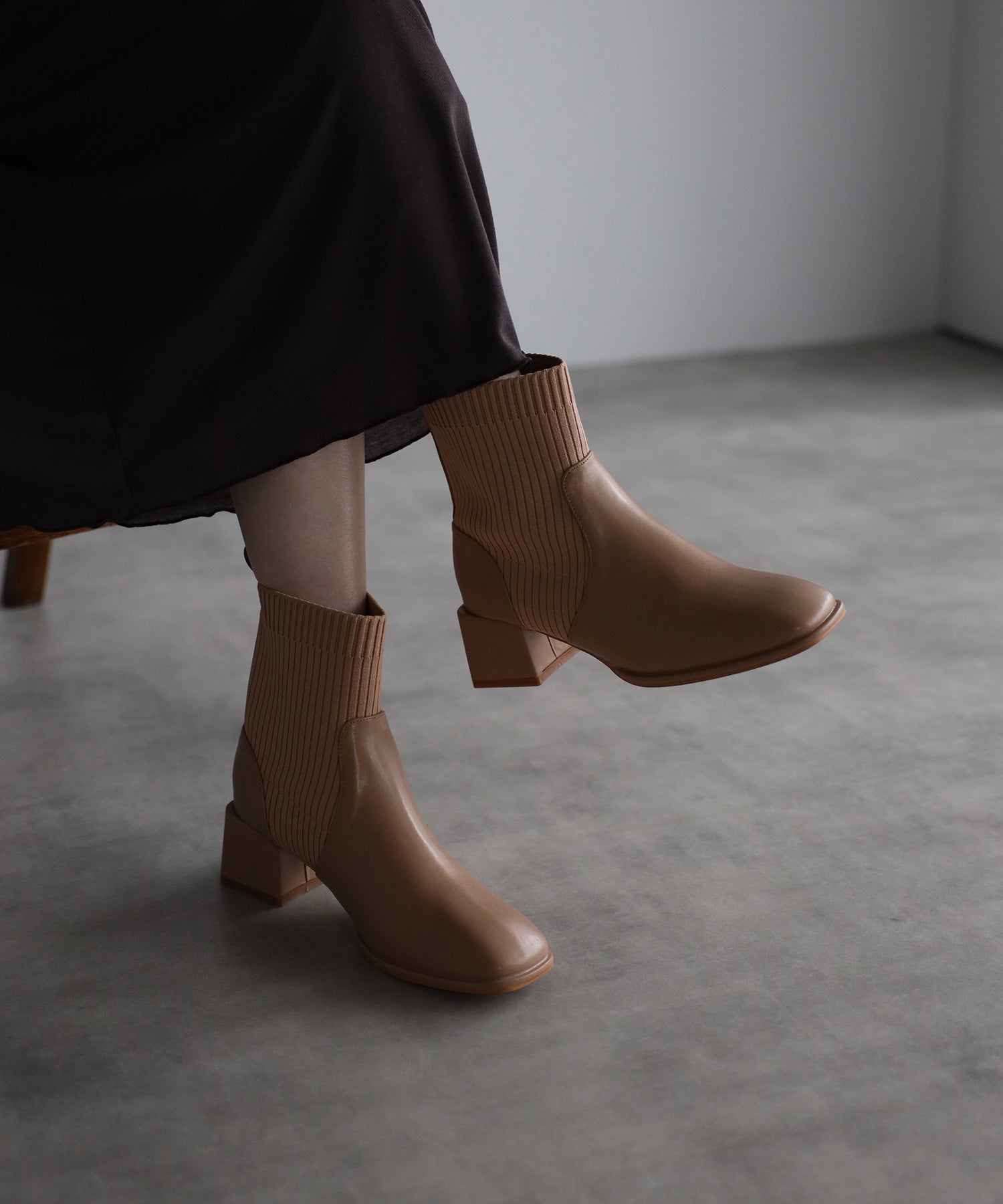 ボンジュールサガン BONJOUR SAGAN ソックスショートブーツ （beige） beige