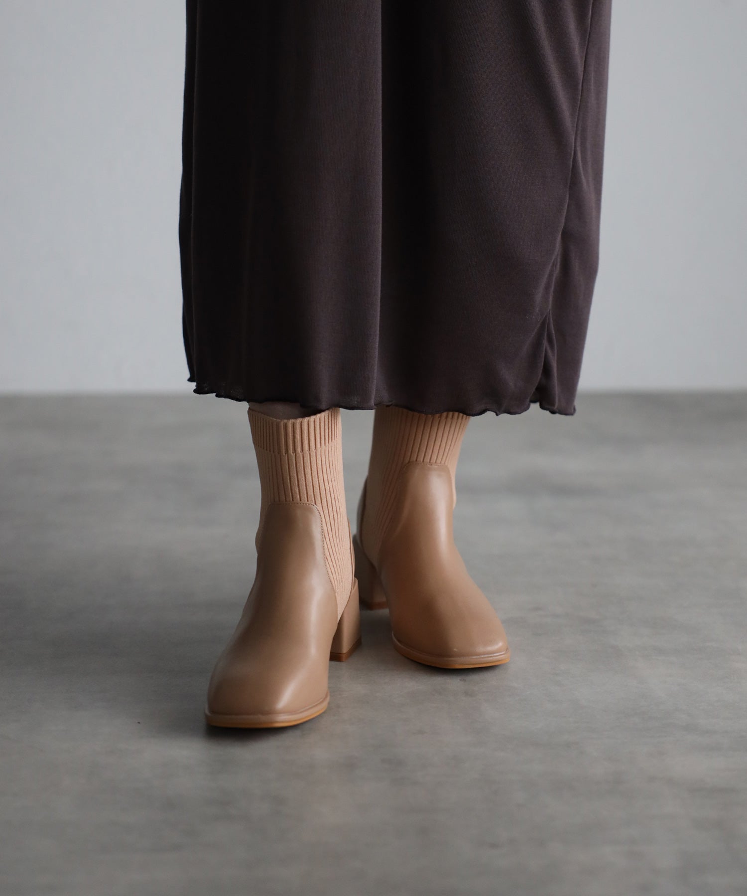 ボンジュールサガン BONJOUR SAGAN ソックスショートブーツ （beige） beige