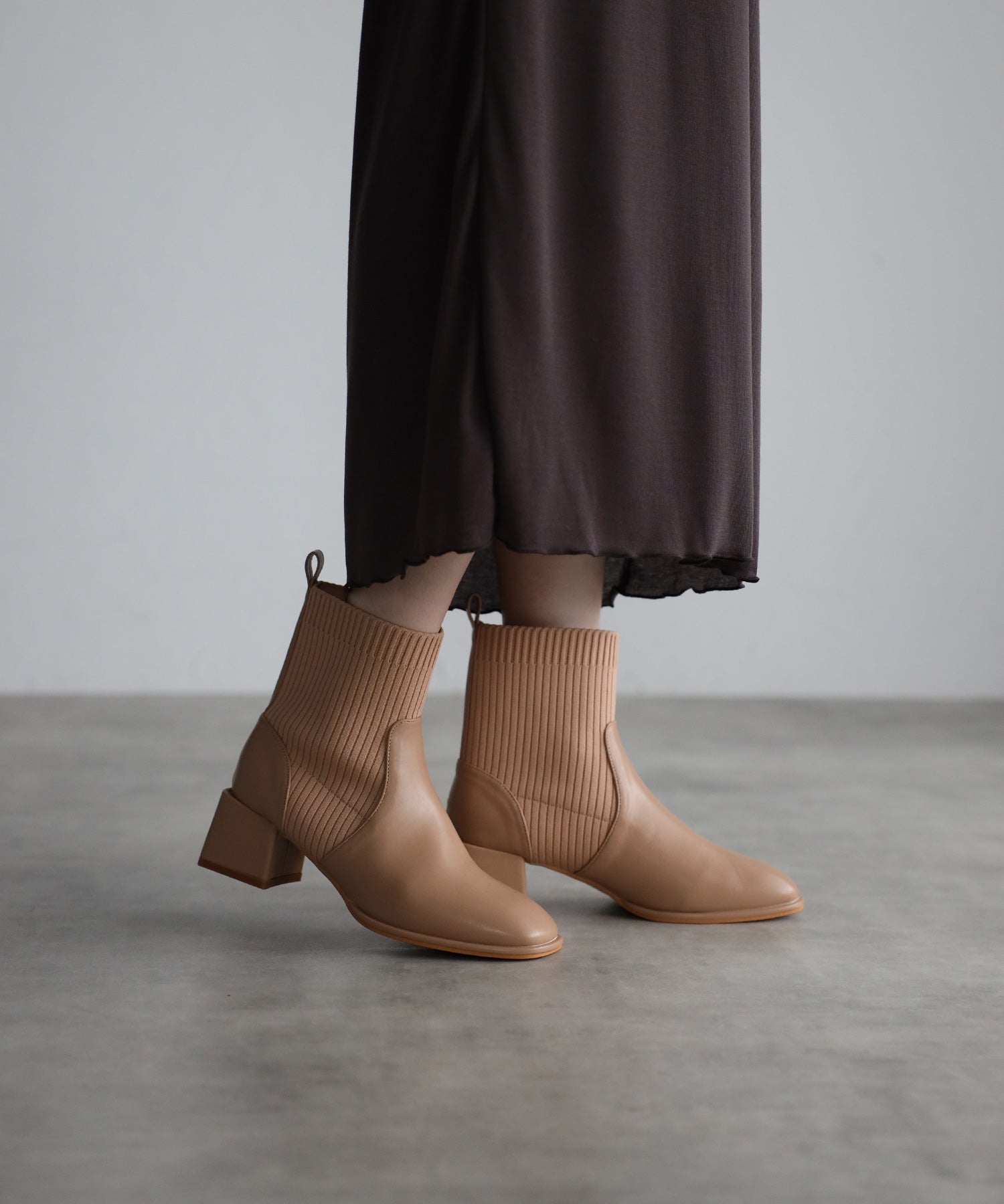 ボンジュールサガン BONJOUR SAGAN ソックスショートブーツ （beige） beige