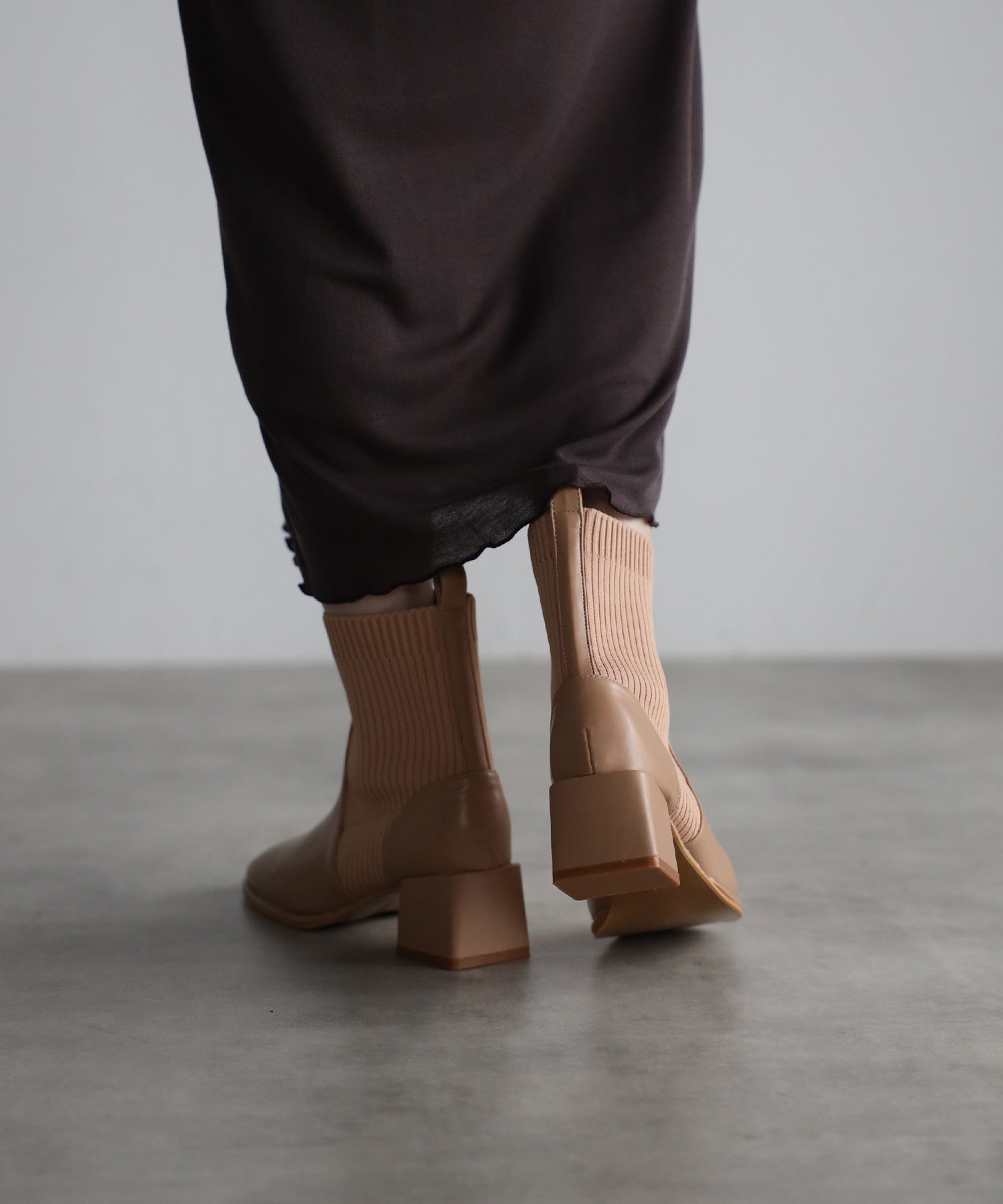 ボンジュールサガン BONJOUR SAGAN ソックスショートブーツ （beige） beige