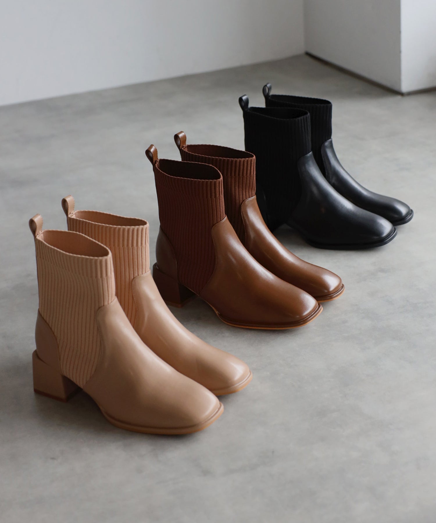 ボンジュールサガン BONJOUR SAGAN ソックスショートブーツ （beige） beige