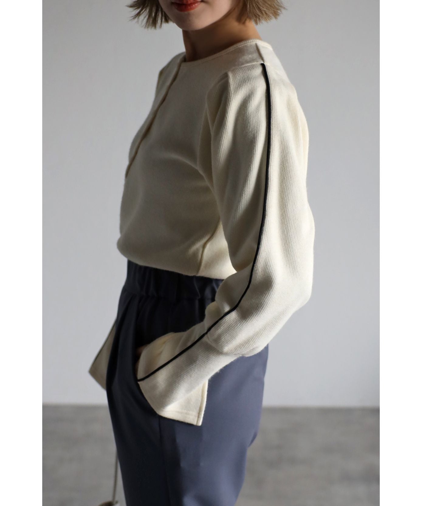 ボンジュールサガン BONJOUR SAGAN パイピングリブニット （Off-White） Off-White
