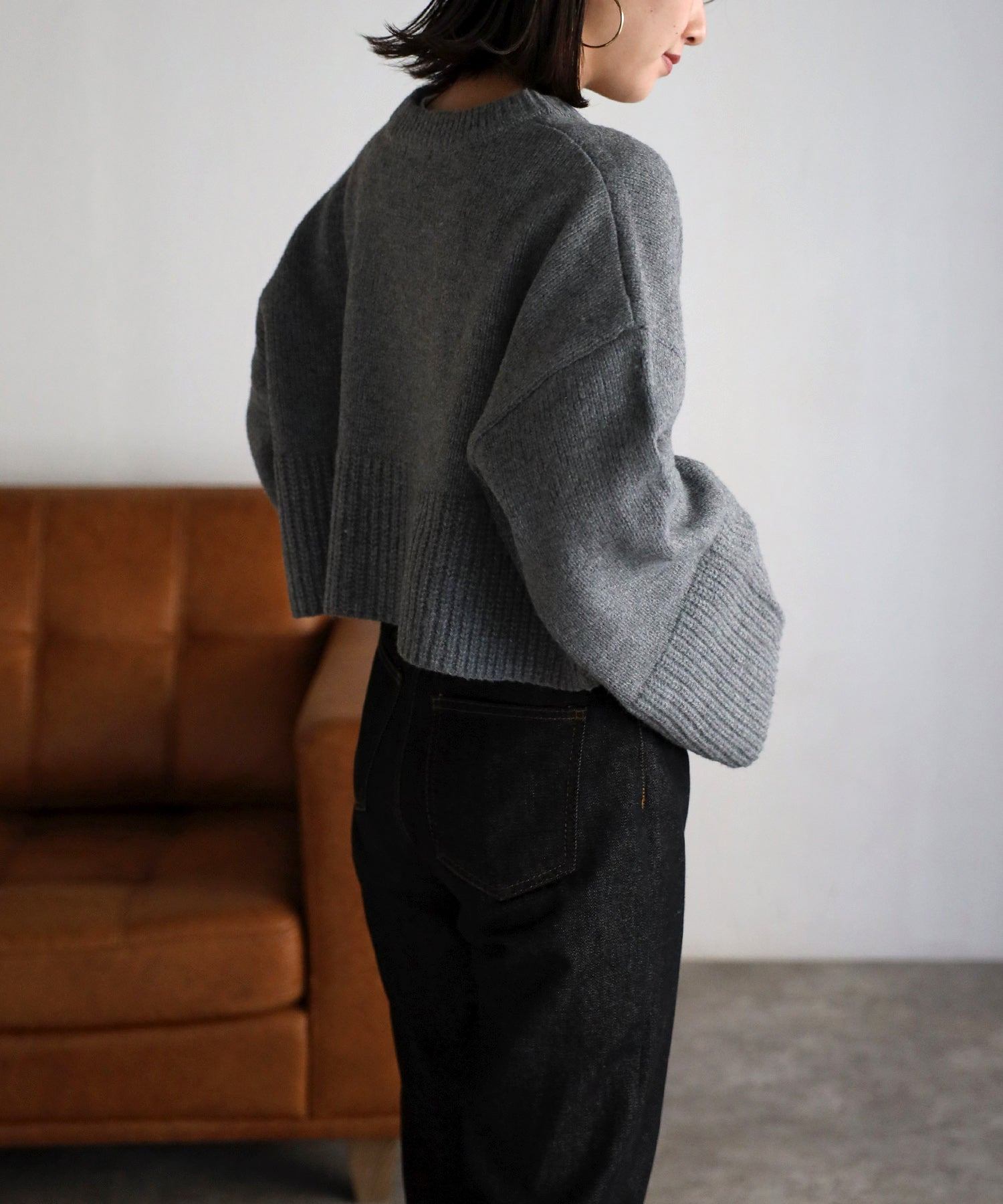 ボンジュールサガン BONJOUR SAGAN フレアスリーブ裾スリットニット （off-white） off-white