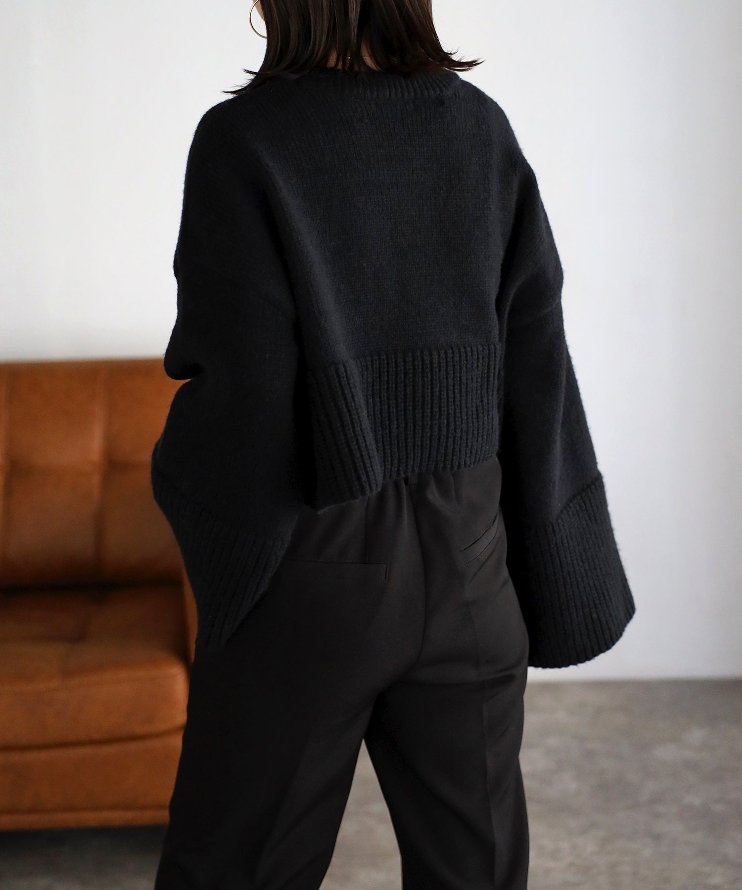 ボンジュールサガン BONJOUR SAGAN フレアスリーブ裾スリットニット （off-white） off-white