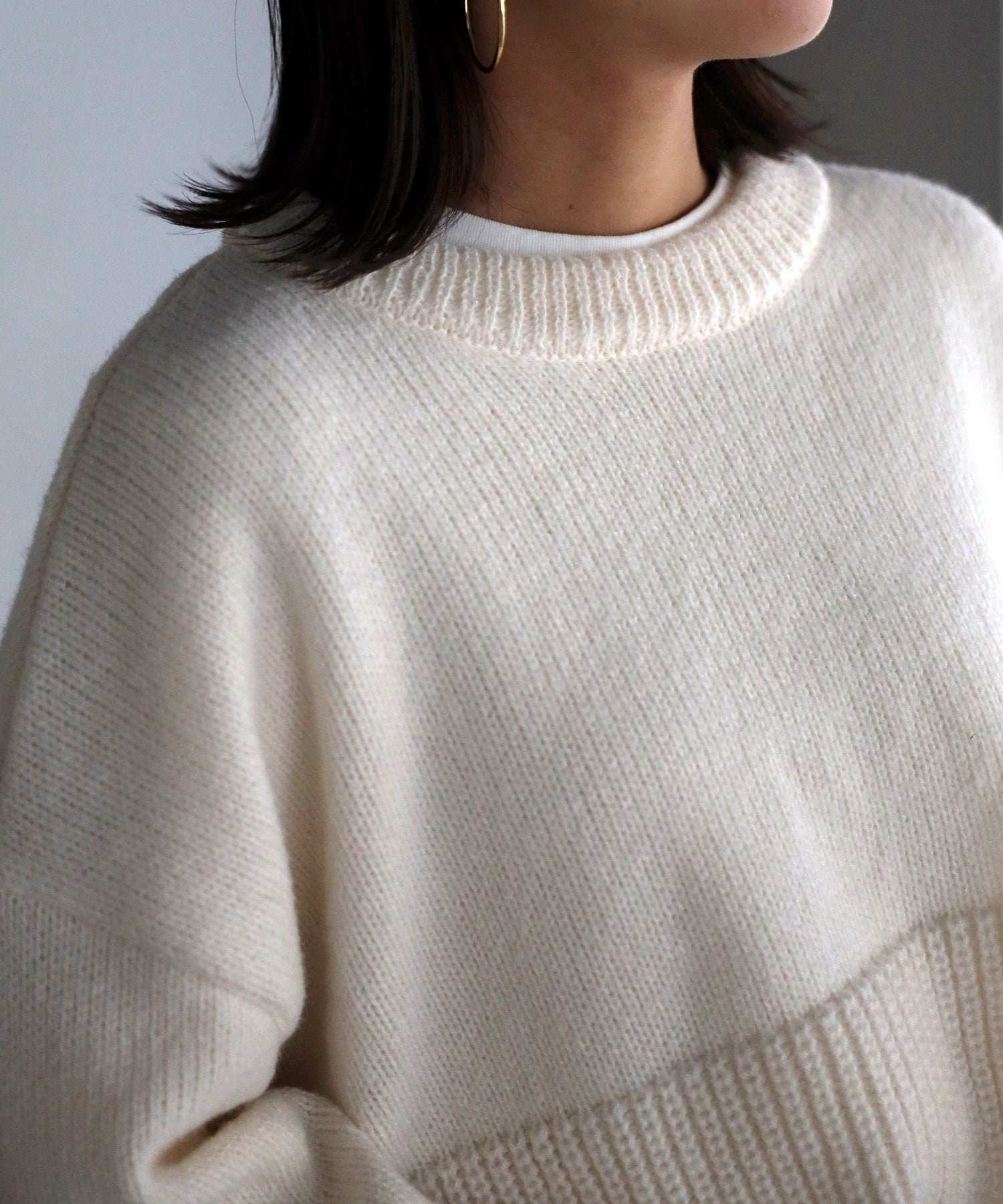 ボンジュールサガン BONJOUR SAGAN フレアスリーブ裾スリットニット （off-white） off-white