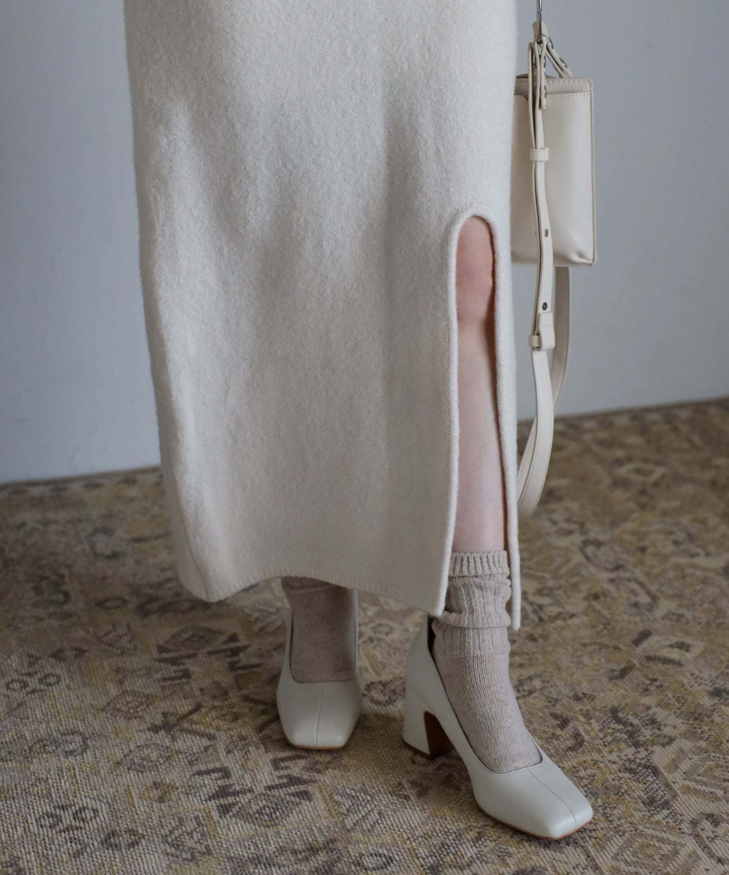 ボンジュールサガン BONJOUR SAGAN フロントスリットニットスカート （brown） brown