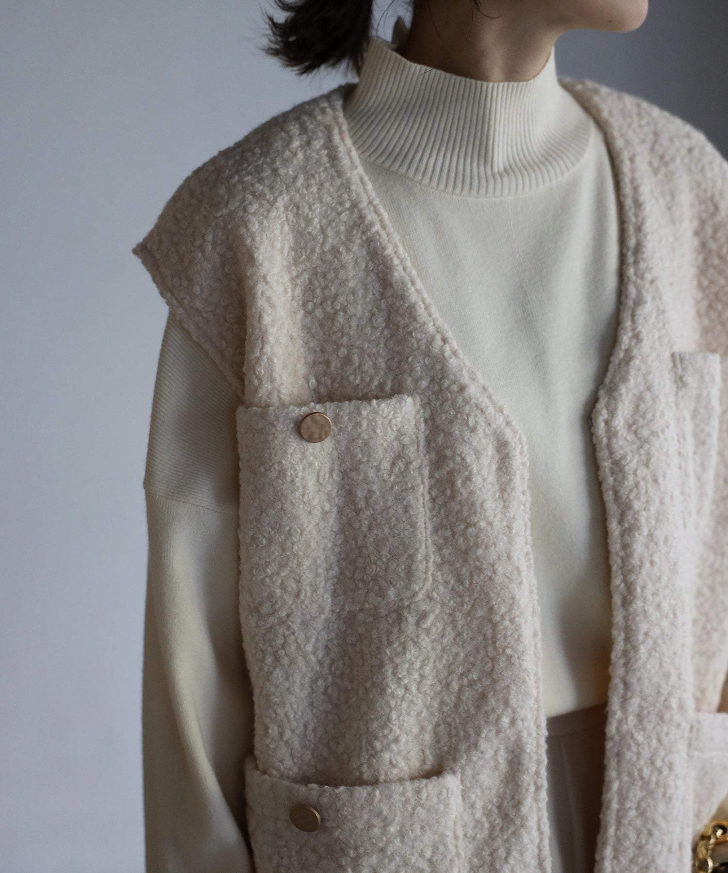 ボンジュールサガン BONJOUR SAGAN ウールライクブークレー金釦ベスト （Ivory） Ivory