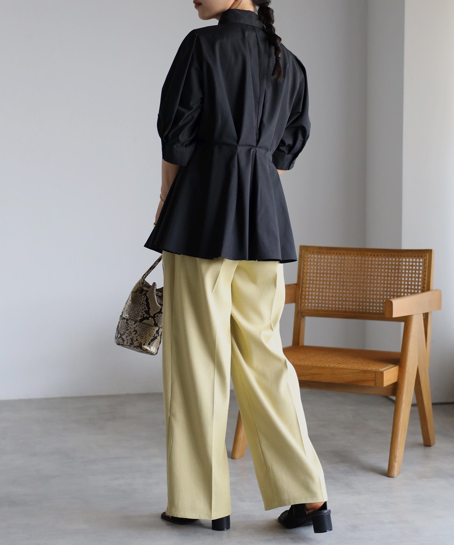 ボンジュールサガン BONJOUR SAGAN ウエストタックシャツ （OFF-WHITE） OFF-WHITE