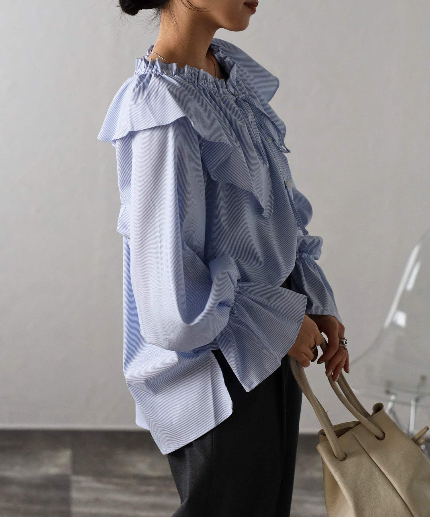 ボンジュールサガン BONJOUR SAGAN ラッフルカラーブラウス （OFF-WHITE） OFF-WHITE