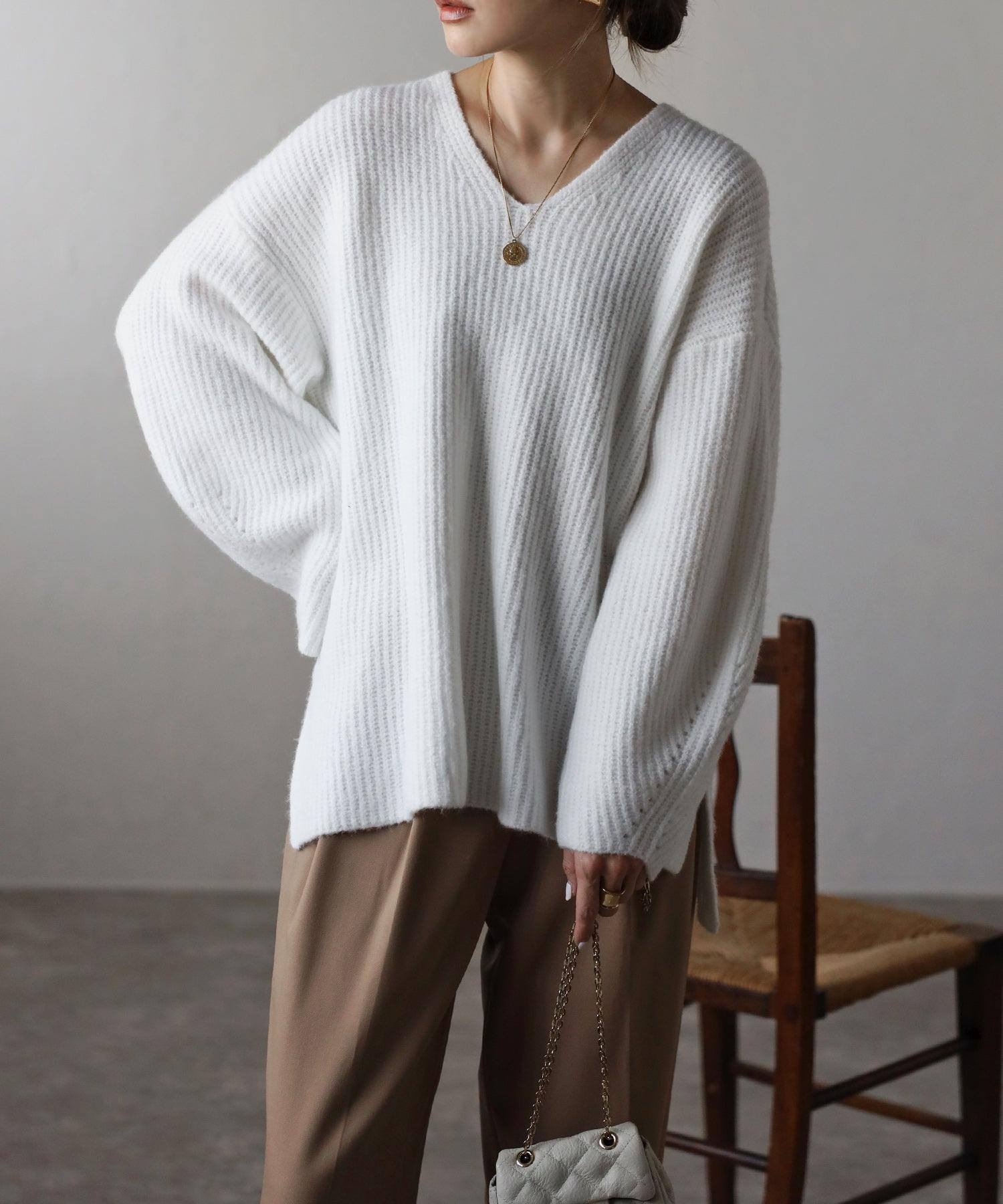 ボンジュールサガン BONJOUR SAGAN 片畦編みヤーンVネックニット