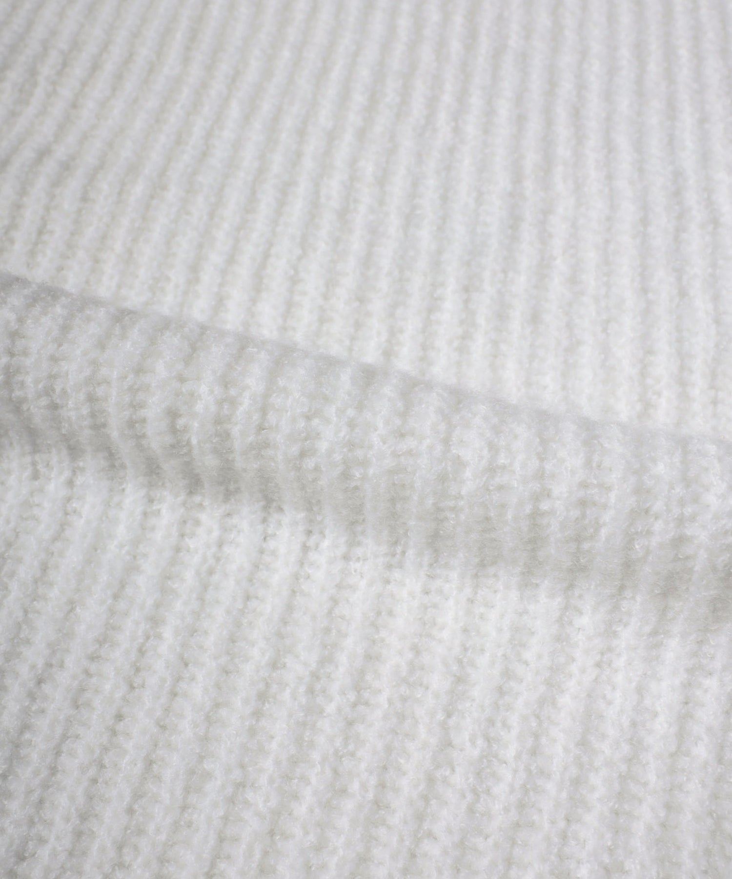 ボンジュールサガン BONJOUR SAGAN 片畦編みヤーンVネックニット