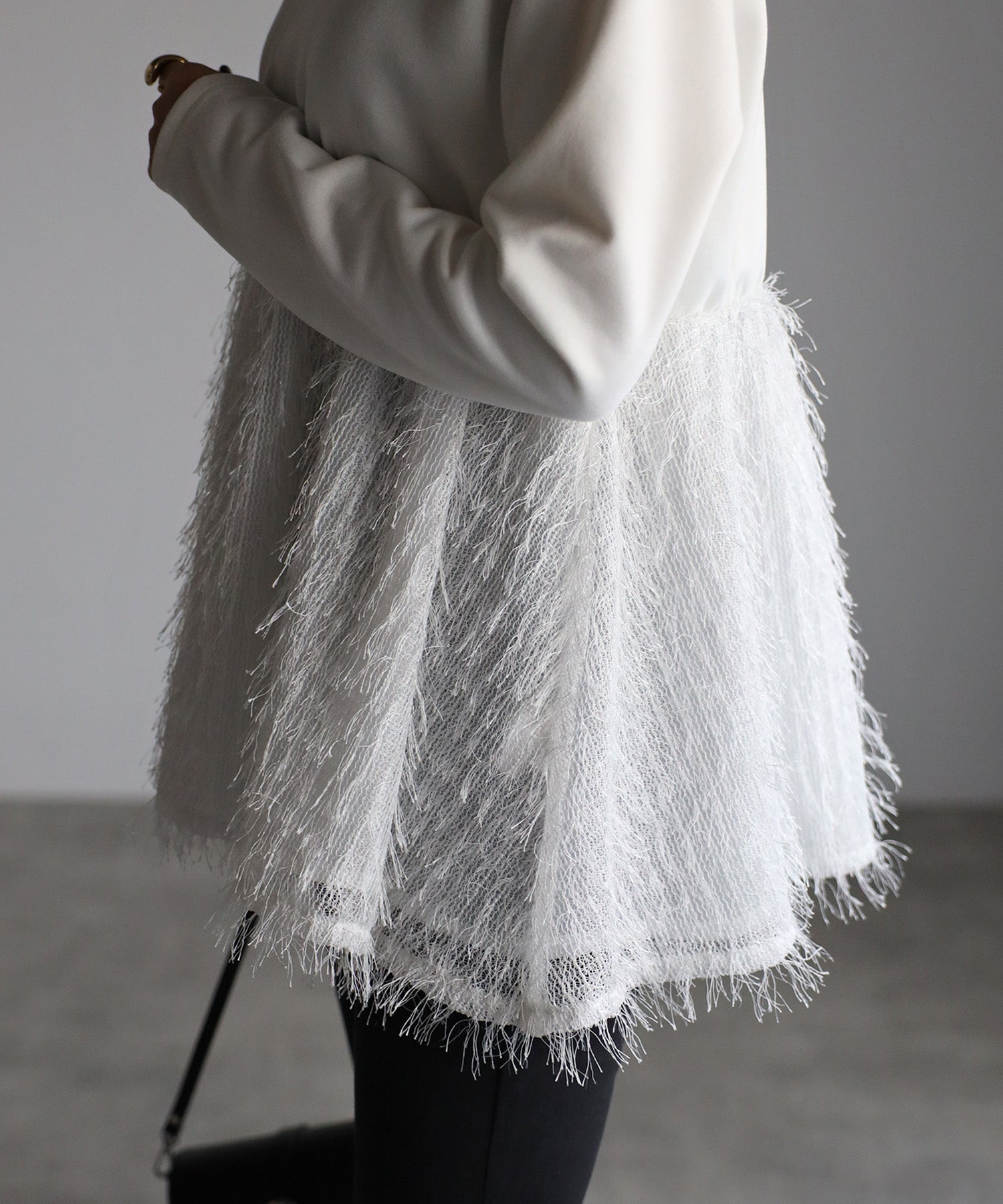 ボンジュールサガン BONJOUR SAGAN 切替フェザージャガードフリンジ長袖プルオーバー （OFF-WHITE） OFF-WHITE