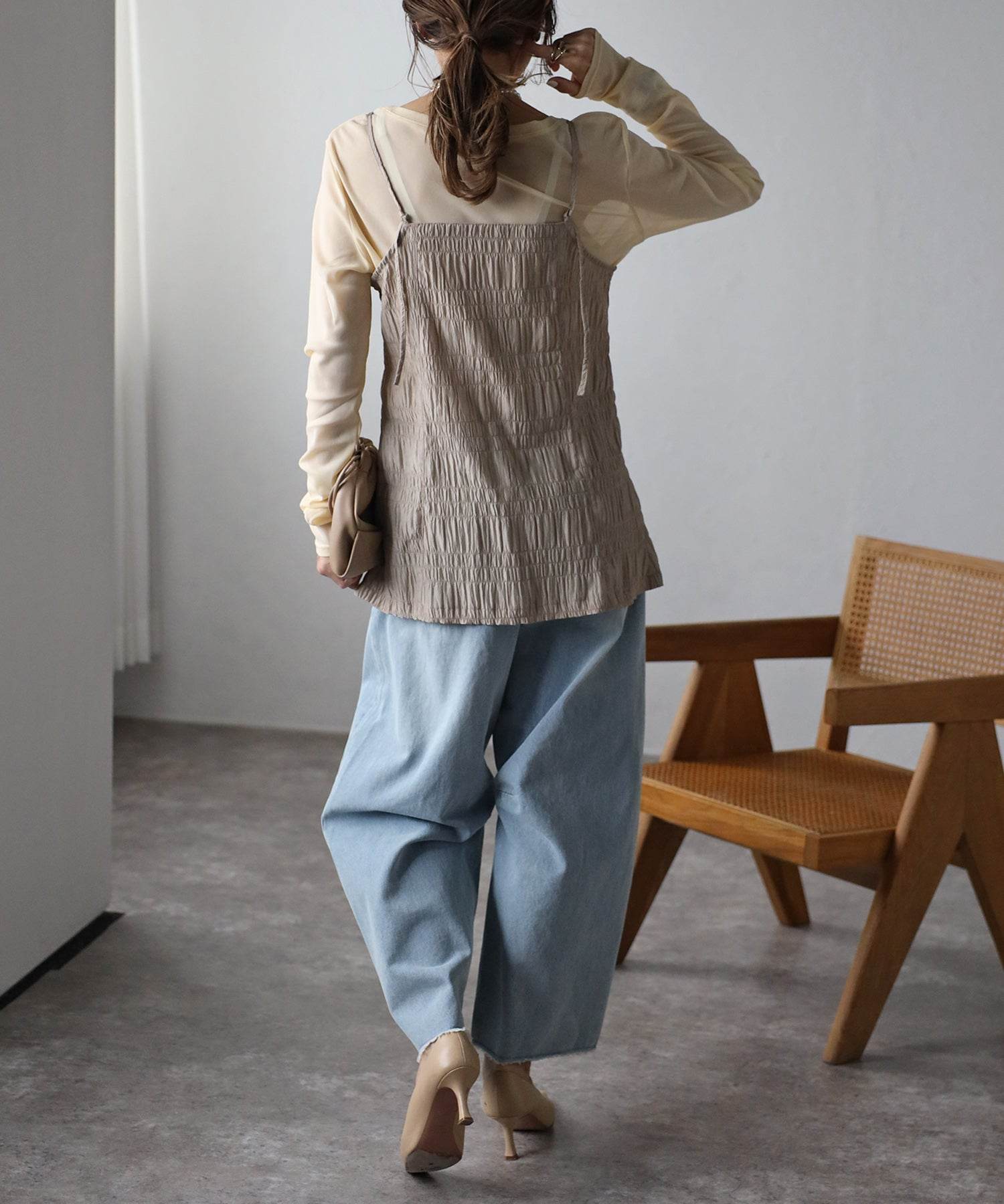 ボンジュールサガン BONJOUR SAGAN フロントジップシャーリングキャミ （BEIGE） BEIGE