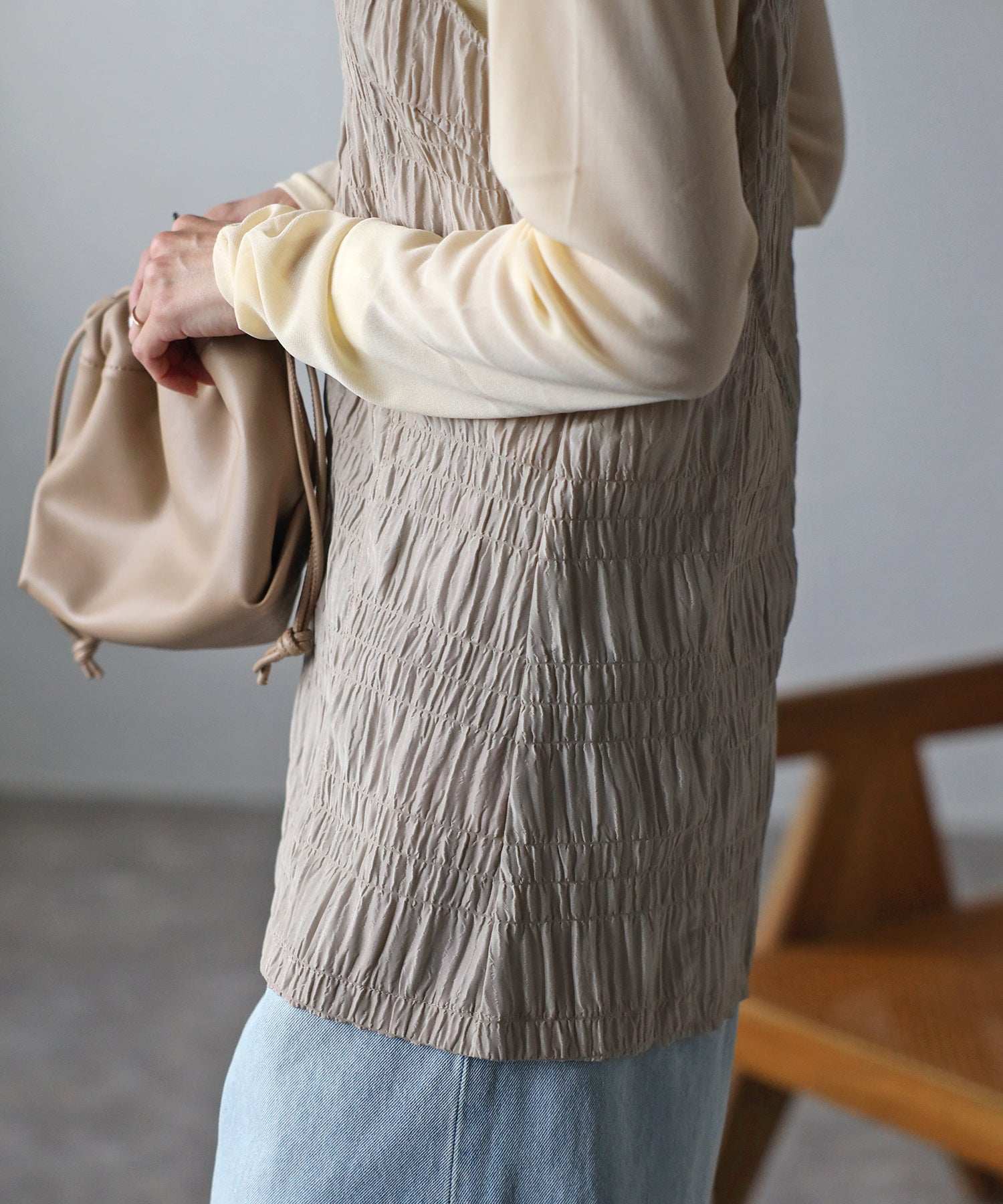 ボンジュールサガン BONJOUR SAGAN フロントジップシャーリングキャミ （BEIGE） BEIGE