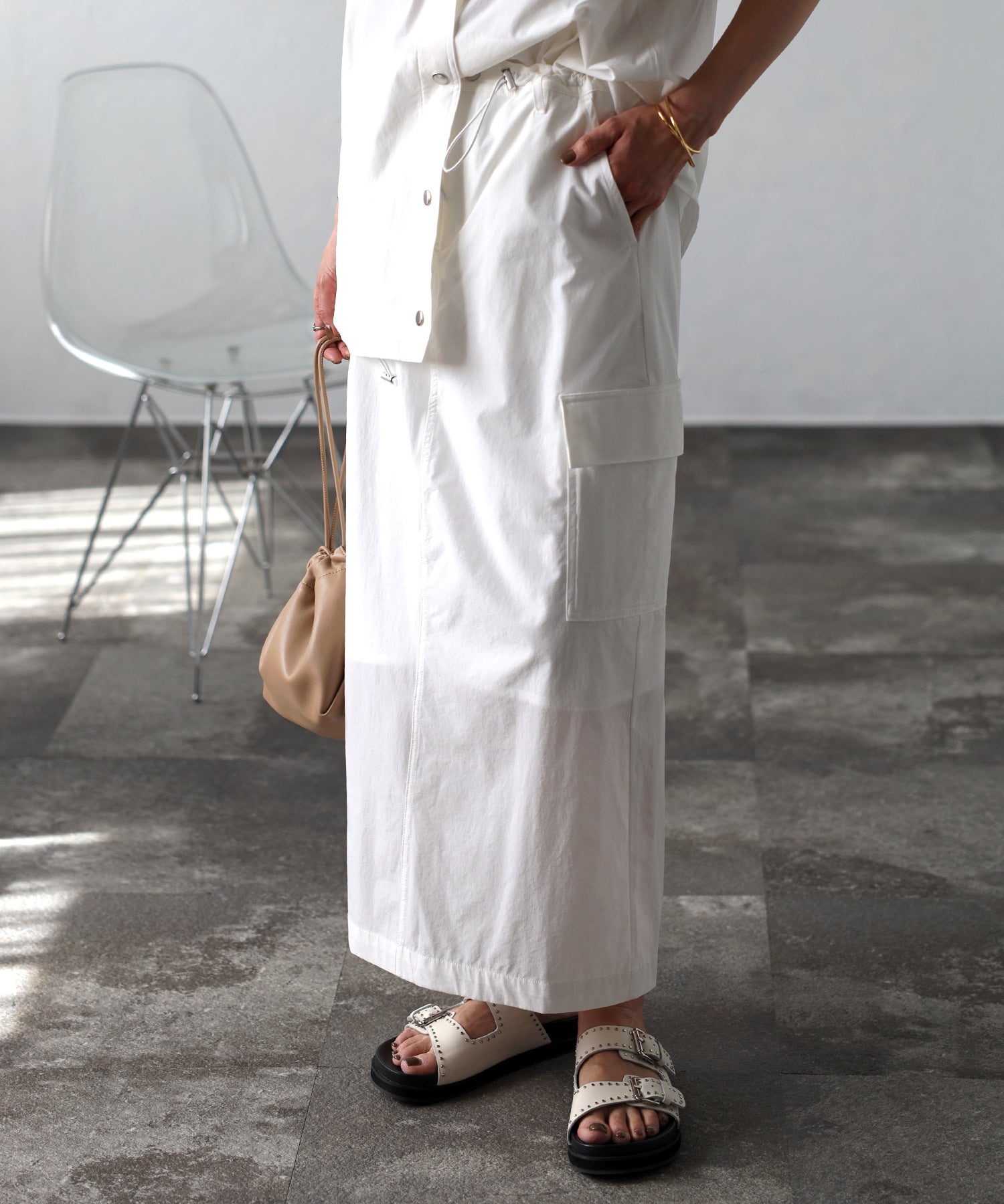 ボンジュールサガン BONJOUR SAGAN ドロストコードミリタリーカーゴスカート （OFF-WHITE） OFF-WHITE