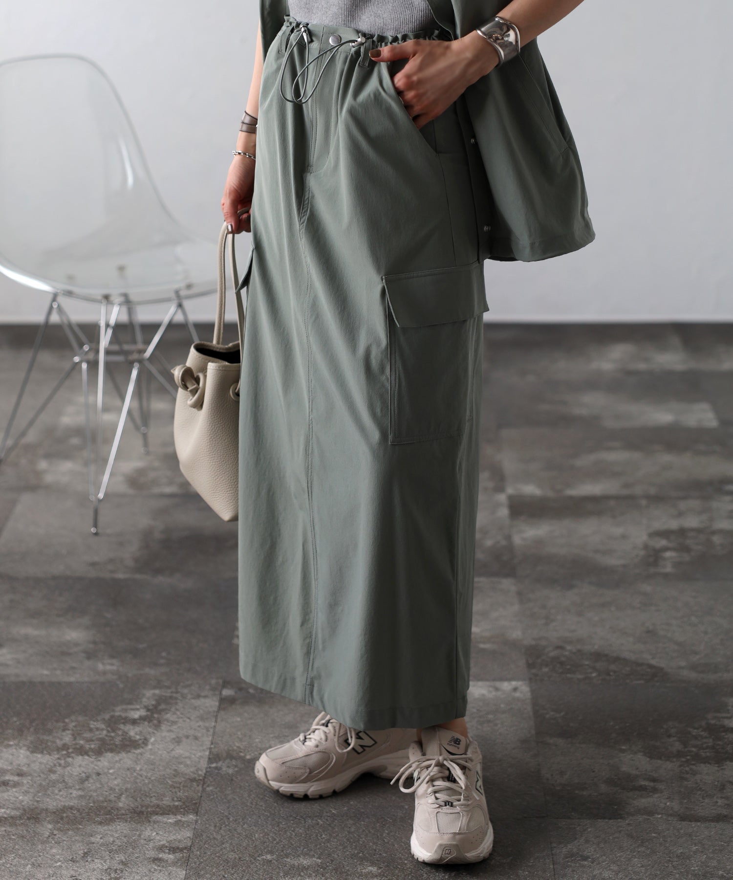 ボンジュールサガン BONJOUR SAGAN ドロストコードミリタリーカーゴスカート （OFF-WHITE） OFF-WHITE