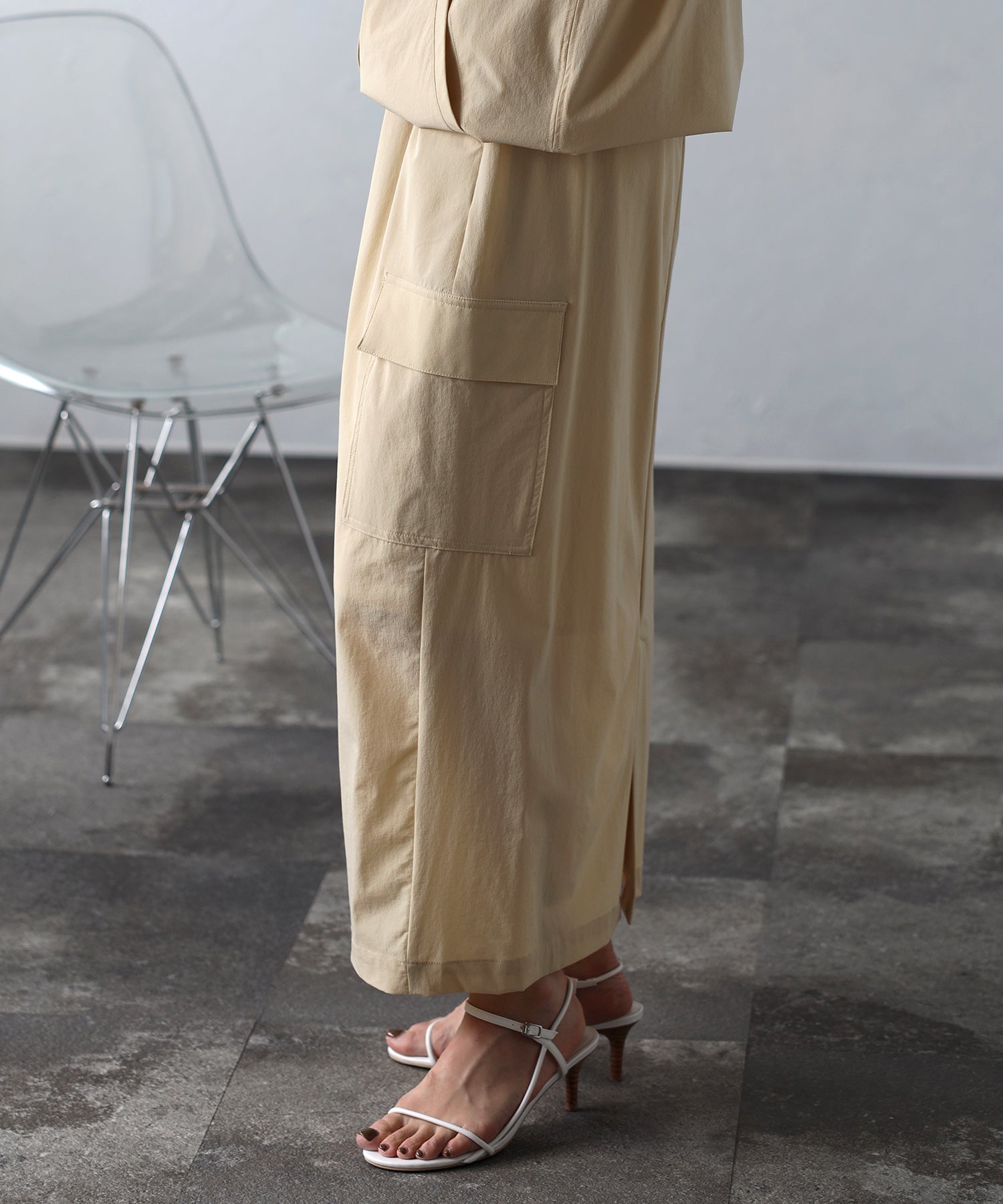 ボンジュールサガン BONJOUR SAGAN ドロストコードミリタリーカーゴスカート （OFF-WHITE） OFF-WHITE