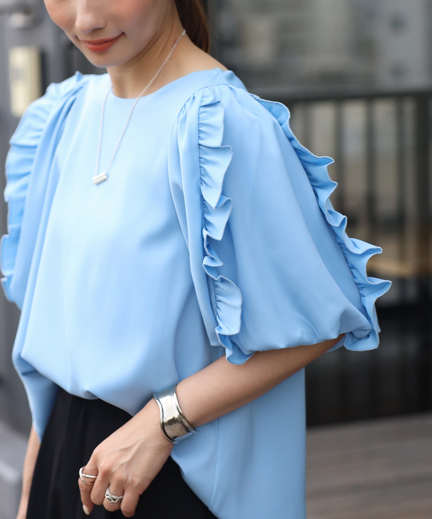 ボンジュールサガン BONJOUR SAGAN 袖フリルチュニックブラウス×ストレートパンツセットアップ