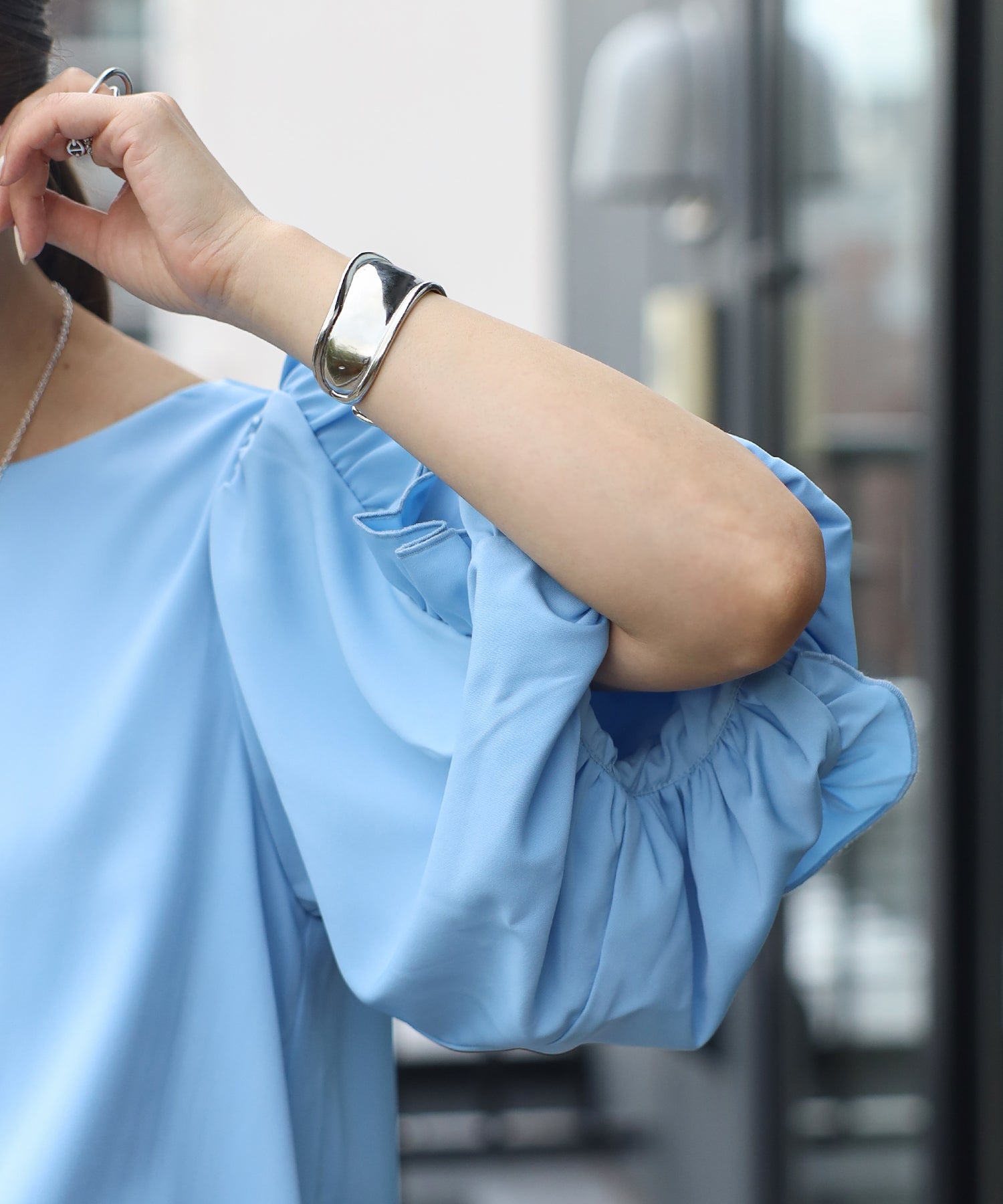 ボンジュールサガン BONJOUR SAGAN 袖フリルチュニックブラウス×ストレートパンツセットアップ