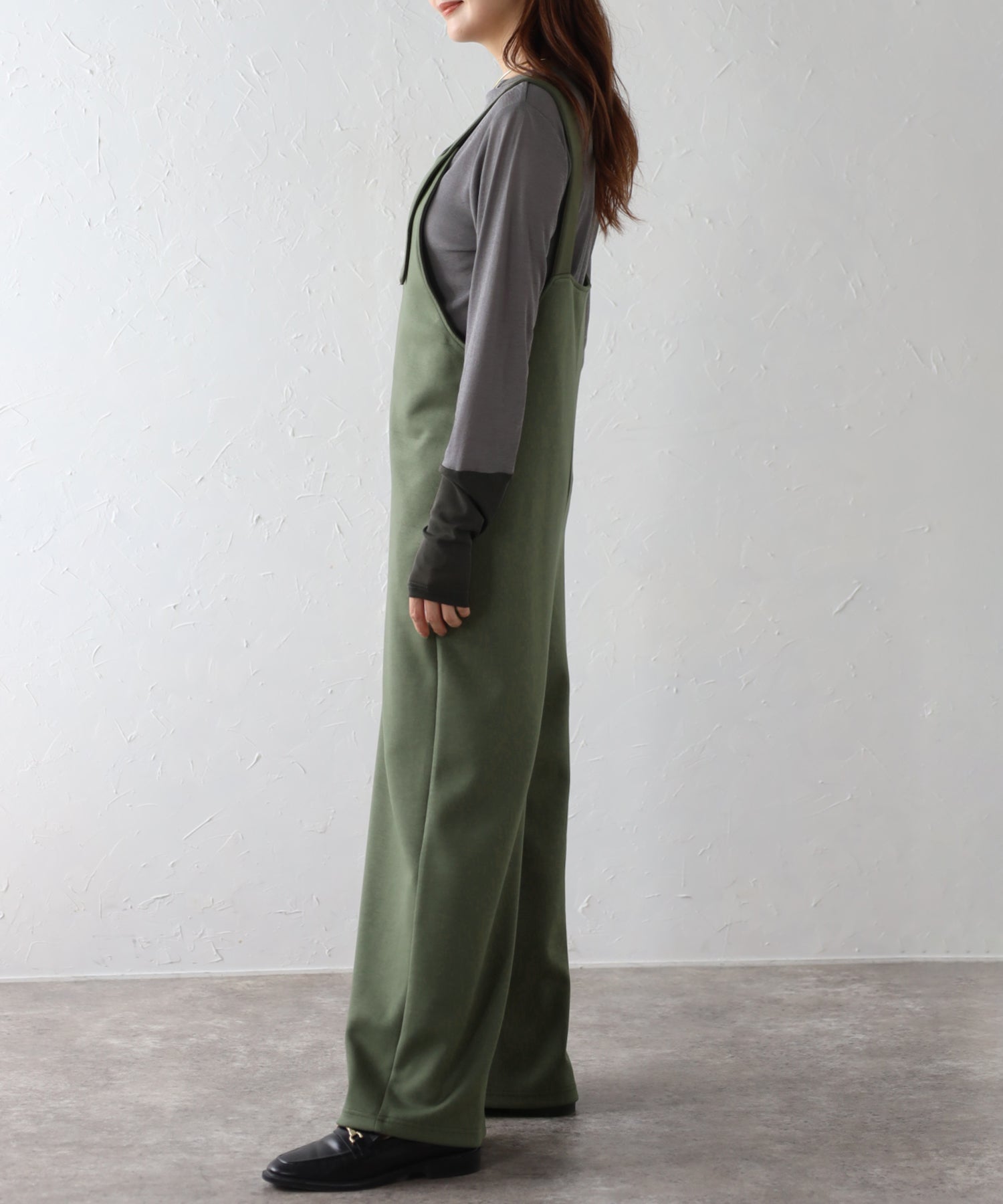 ボンジュールサガン BONJOUR SAGAN フロントジップVネックストレッチサロペット