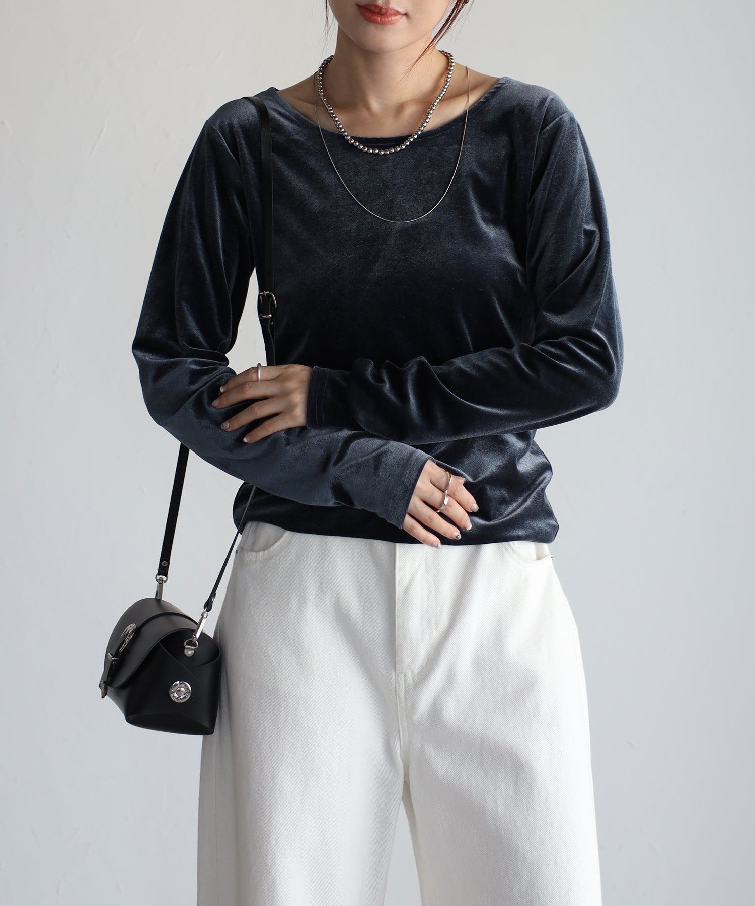 Bonjour Sagan Back Open Velour Pullover