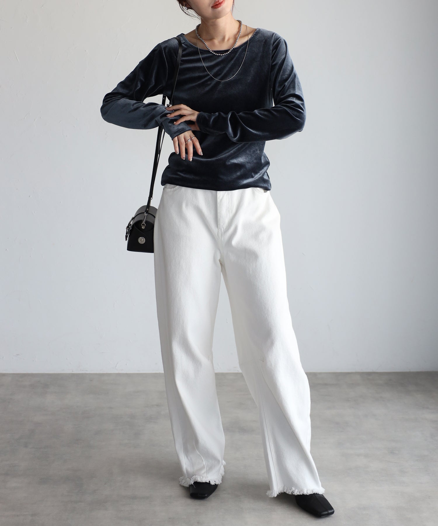 Bonjour Sagan Back Open Velour Pullover