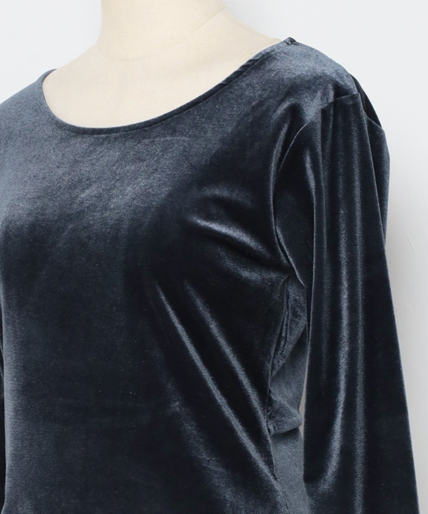 Bonjour Sagan Back Open Velour Pullover