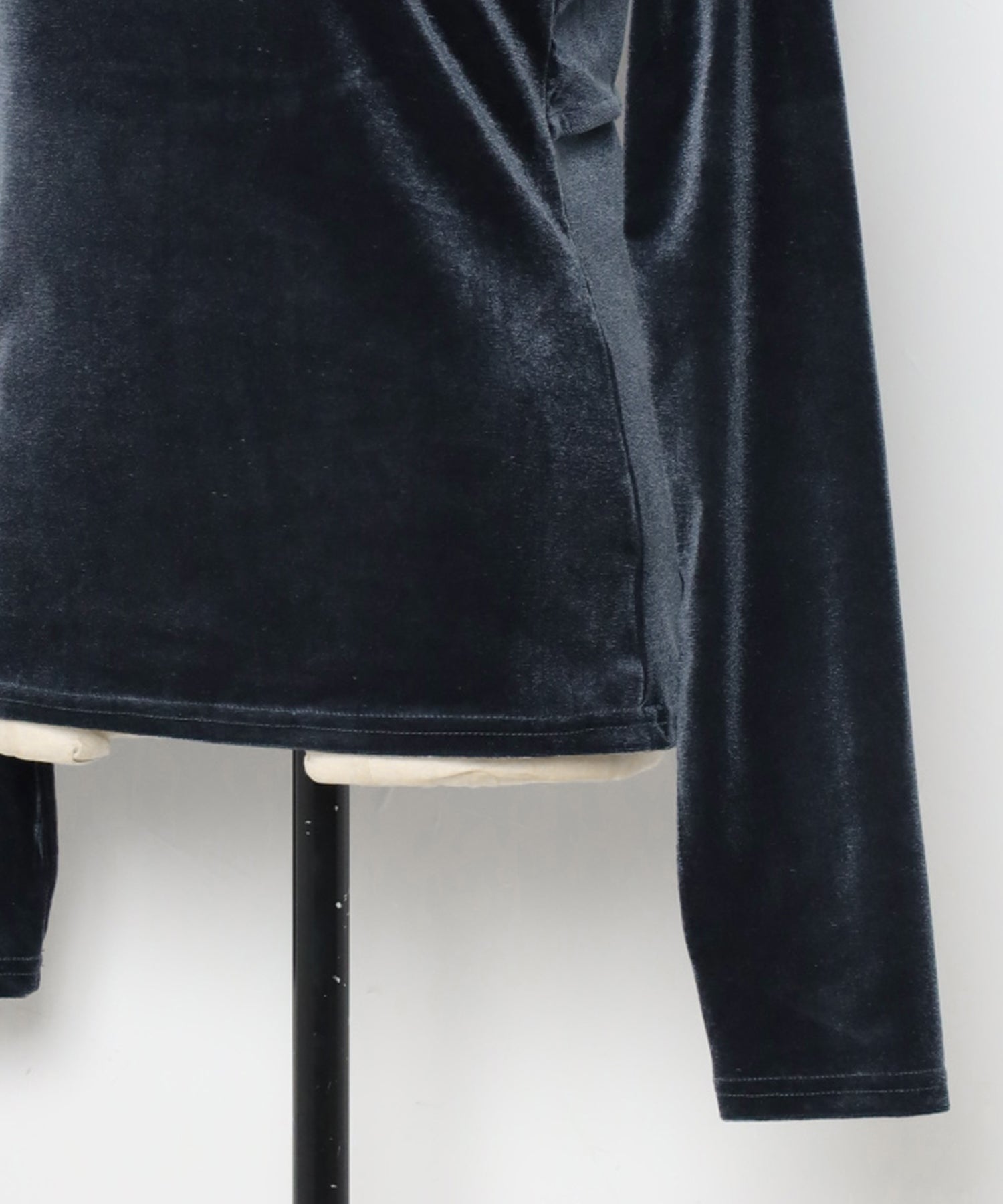 Bonjour Sagan Back Open Velour Pullover