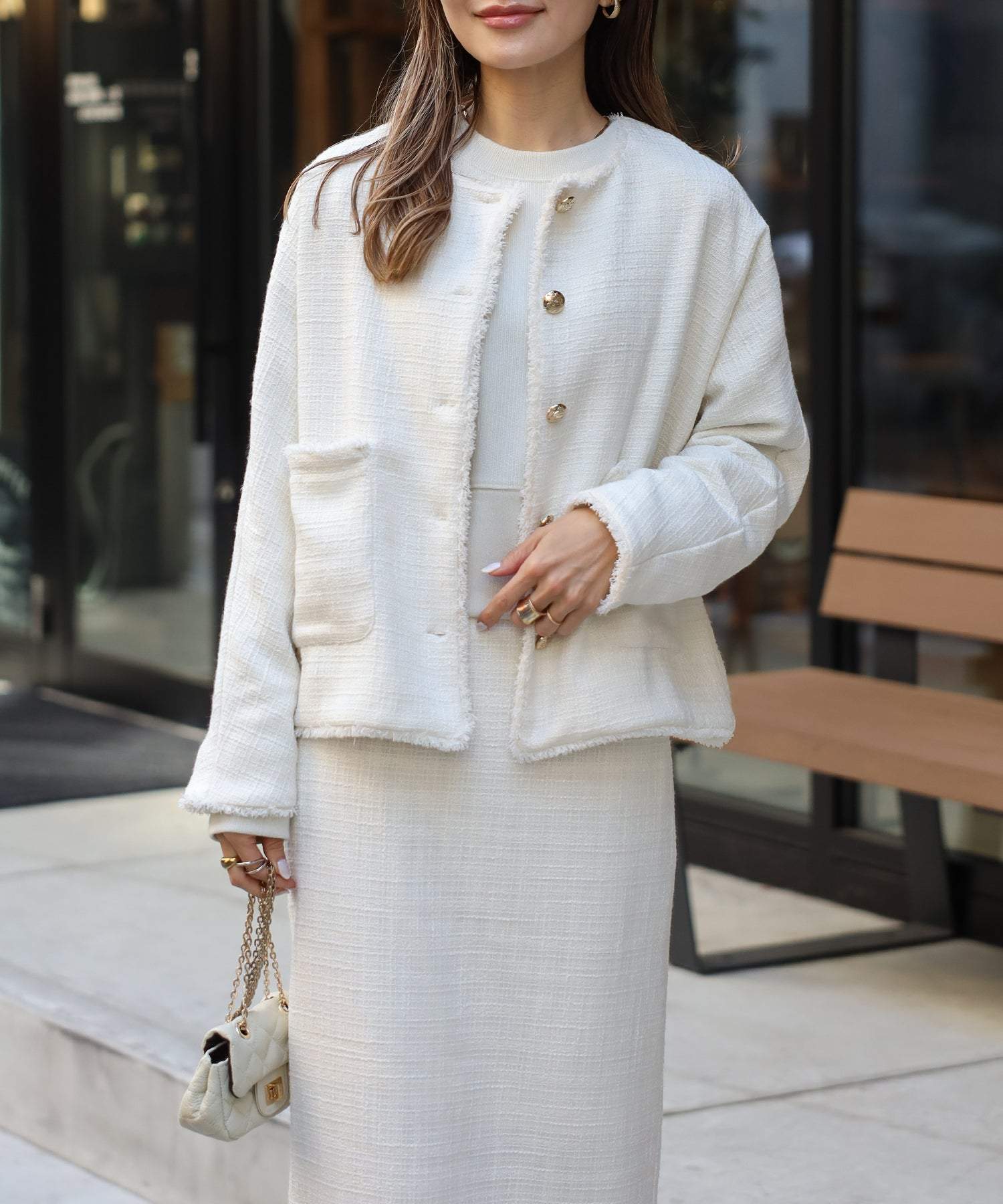 ボンジュールサガン BONJOUR SAGAN [SET]ツイードゴールド釦フリンジジャケット×Iラインバックスリットスカート （IVORY） IVORY