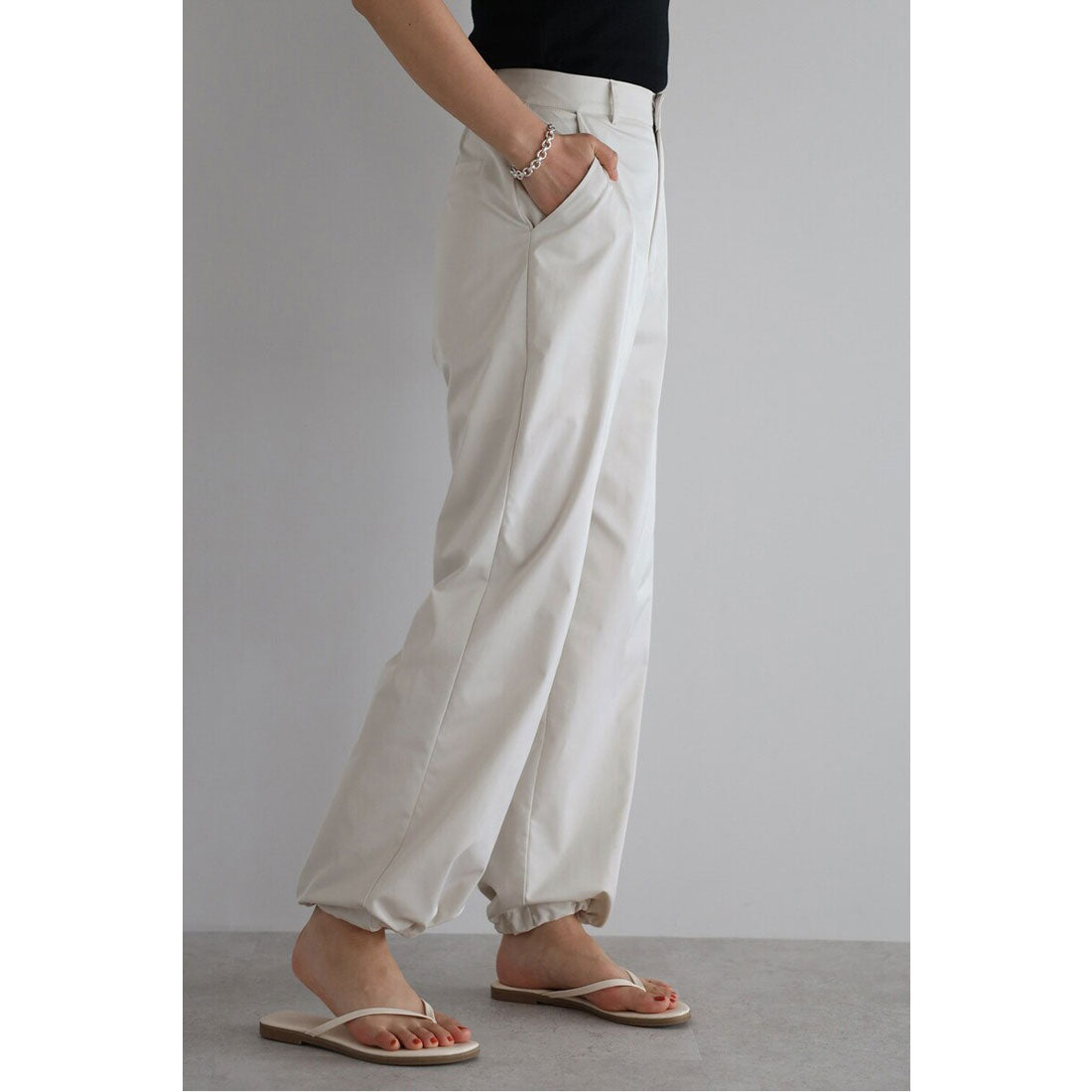 ボンジュールサガン BONJOUR SAGAN classy parachute pants / 綺麗見えパラシュートパンツ （ECRU） ECRU
