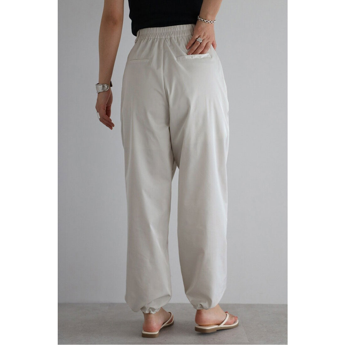 ボンジュールサガン BONJOUR SAGAN classy parachute pants / 綺麗見えパラシュートパンツ （ECRU） ECRU