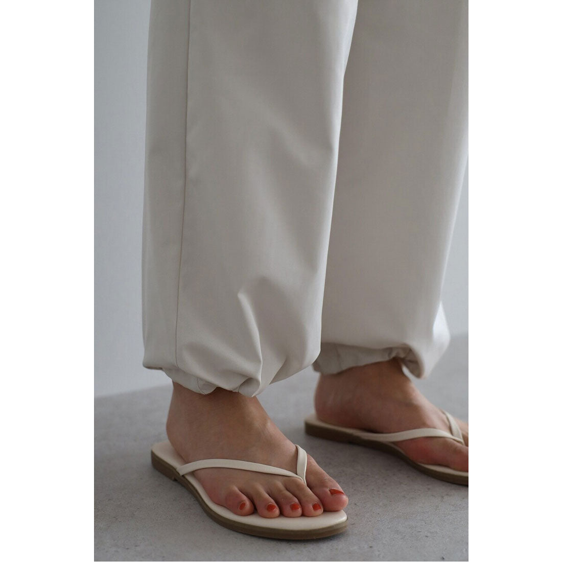 ボンジュールサガン BONJOUR SAGAN classy parachute pants / 綺麗見えパラシュートパンツ （ECRU） ECRU