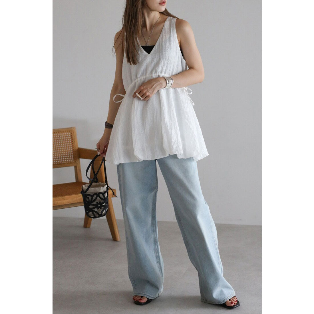 ボンジュールサガン BONJOUR SAGAN ドロストバルーンノースリブラウス （OFF-WHITE） OFF-WHITE